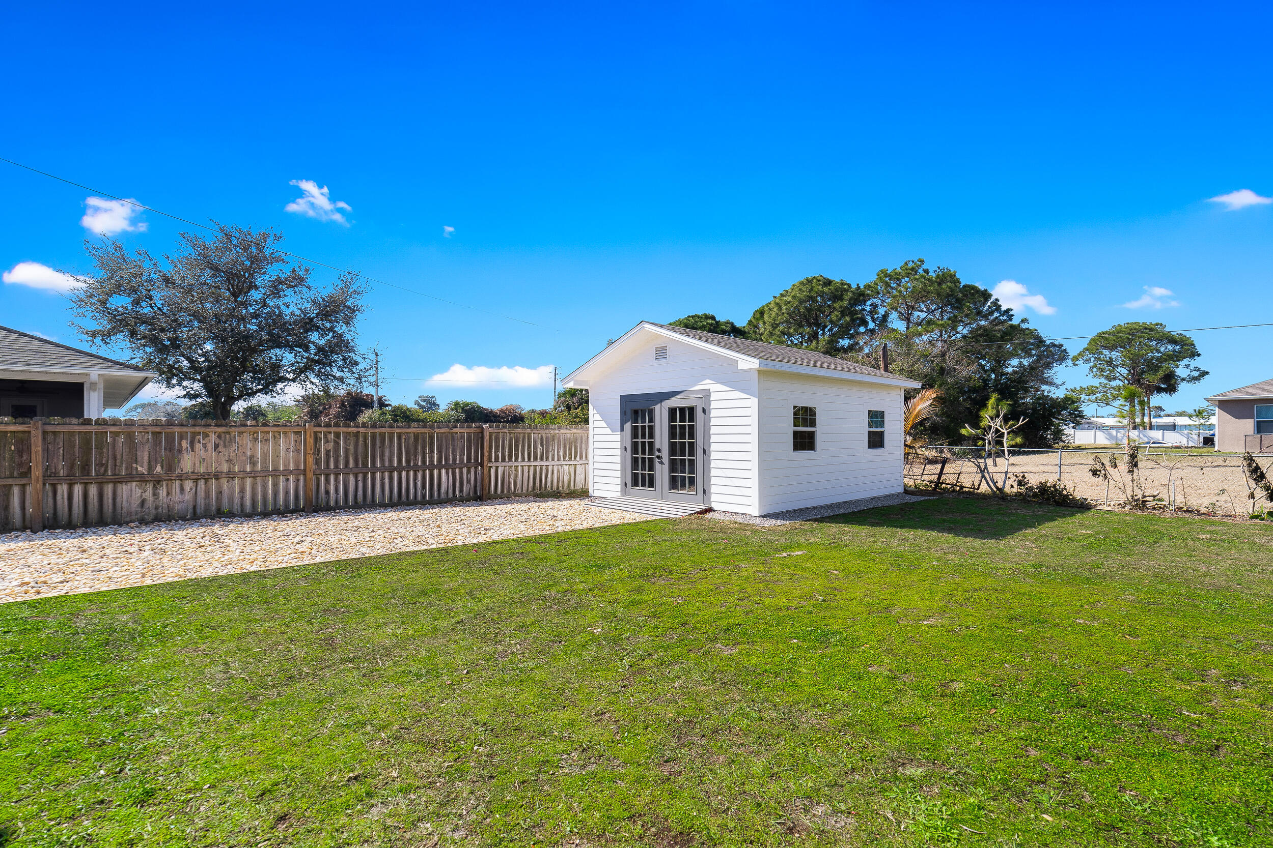 SEBASTIAN HIGHLANDS UNIT 8 - Residential