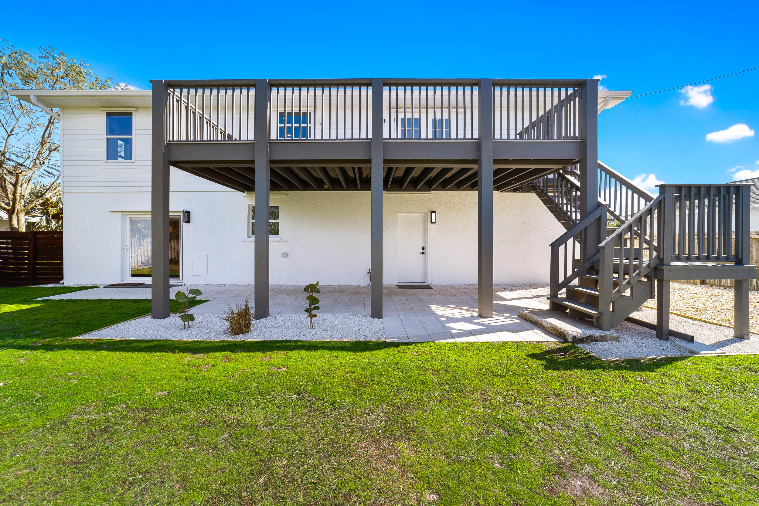 SEBASTIAN HIGHLANDS UNIT 8 - Residential