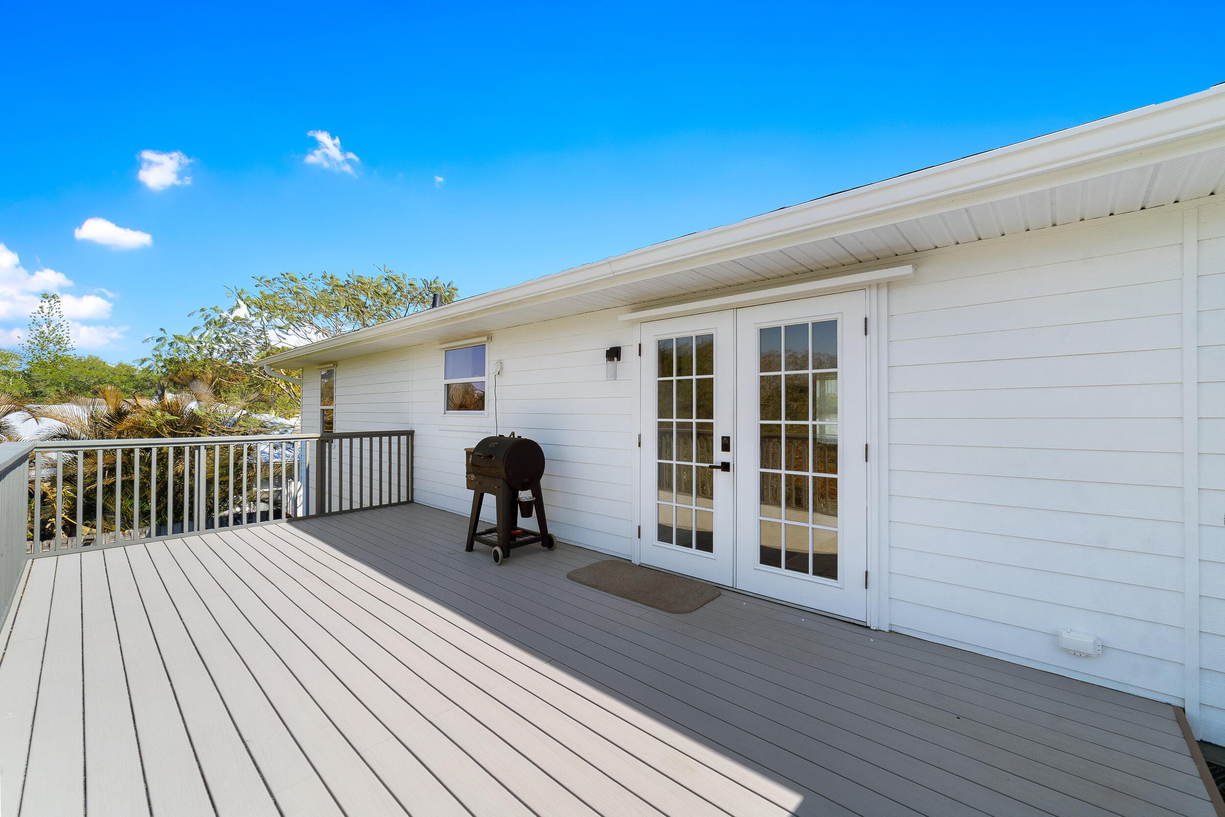 SEBASTIAN HIGHLANDS UNIT 8 - Residential