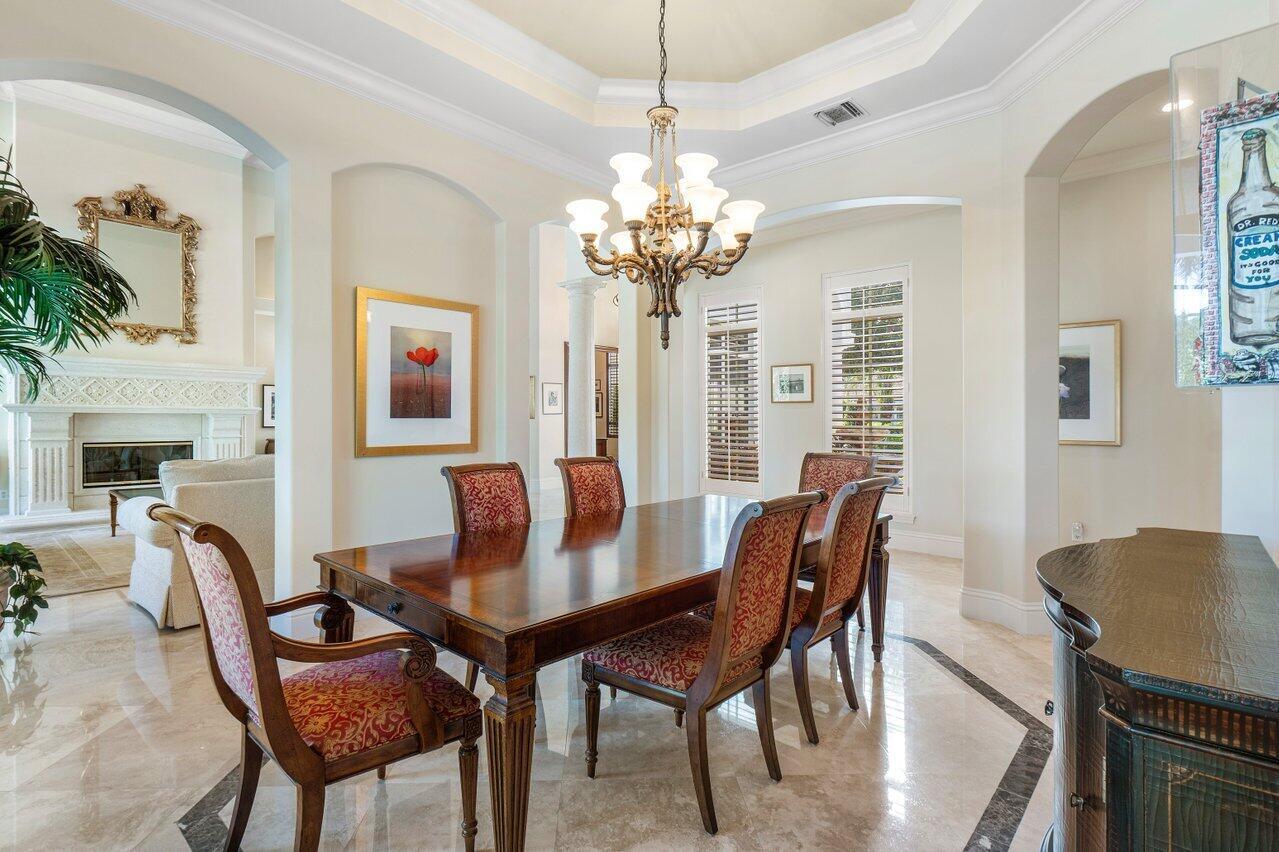 ROYAL PALM YACHT & COUNTRY CLUB - Residential