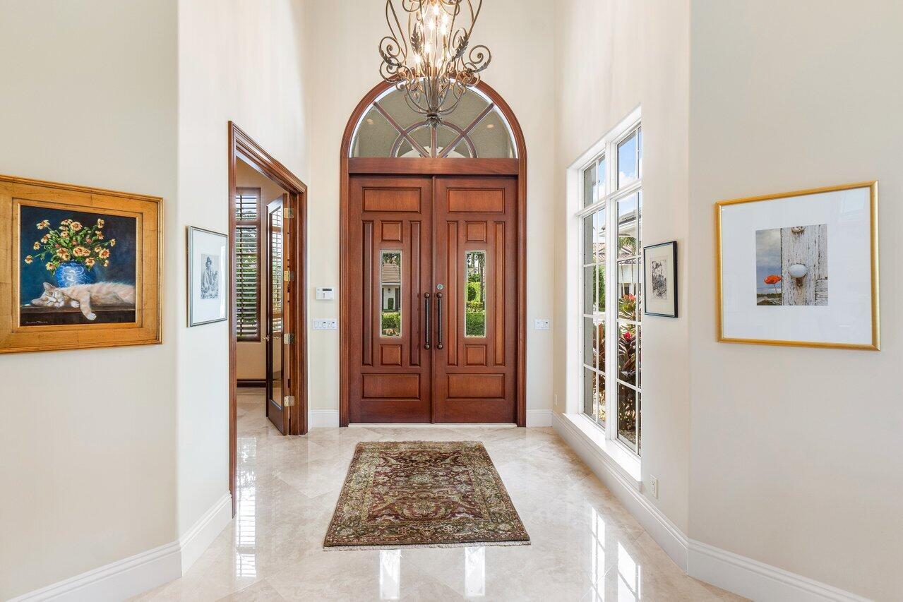 ROYAL PALM YACHT & COUNTRY CLUB - Residential