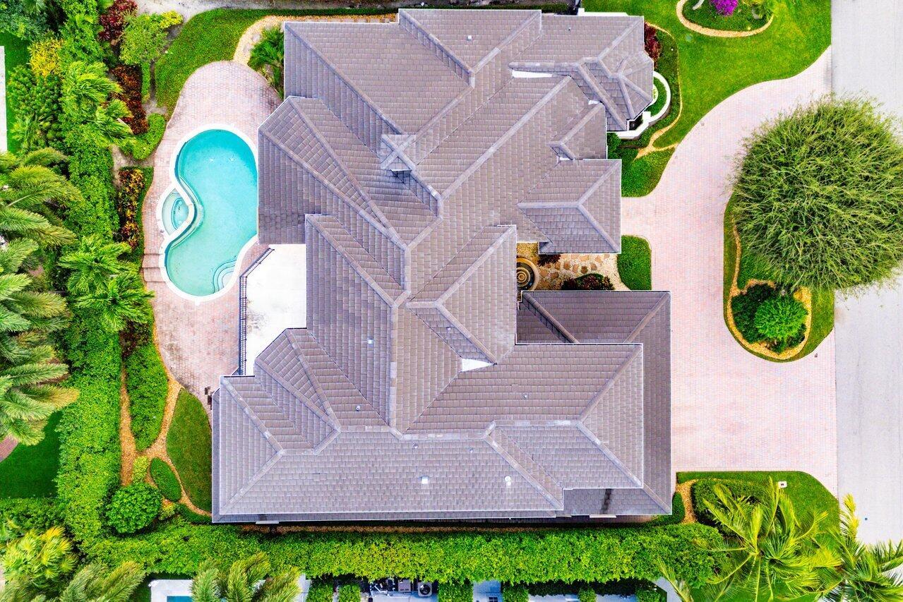 ROYAL PALM YACHT & COUNTRY CLUB - Residential
