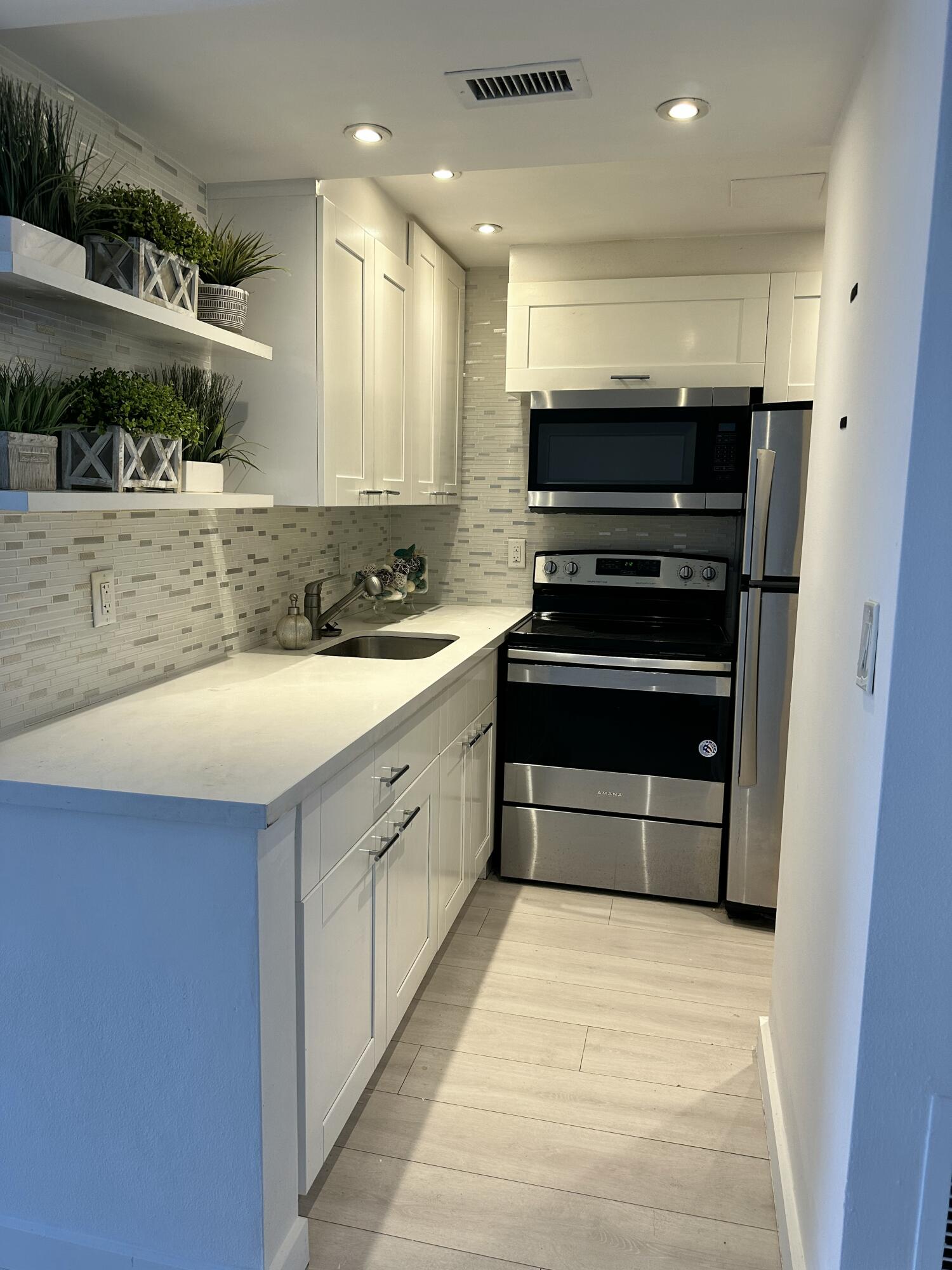 SOUTH BAY CLUB CONDO - Residential