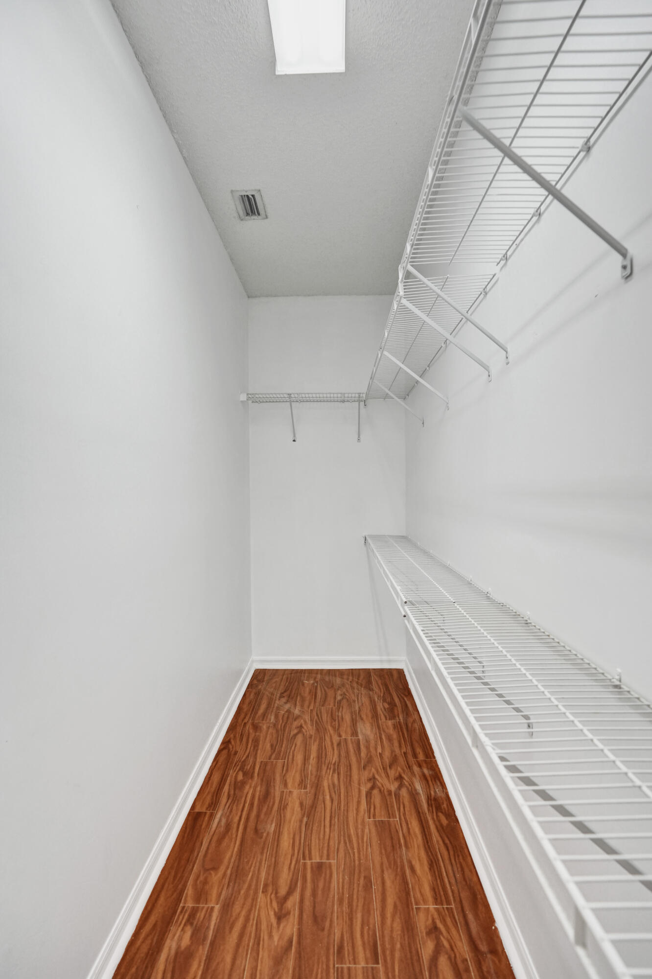 BANYAN TRAILS - Residential Lease