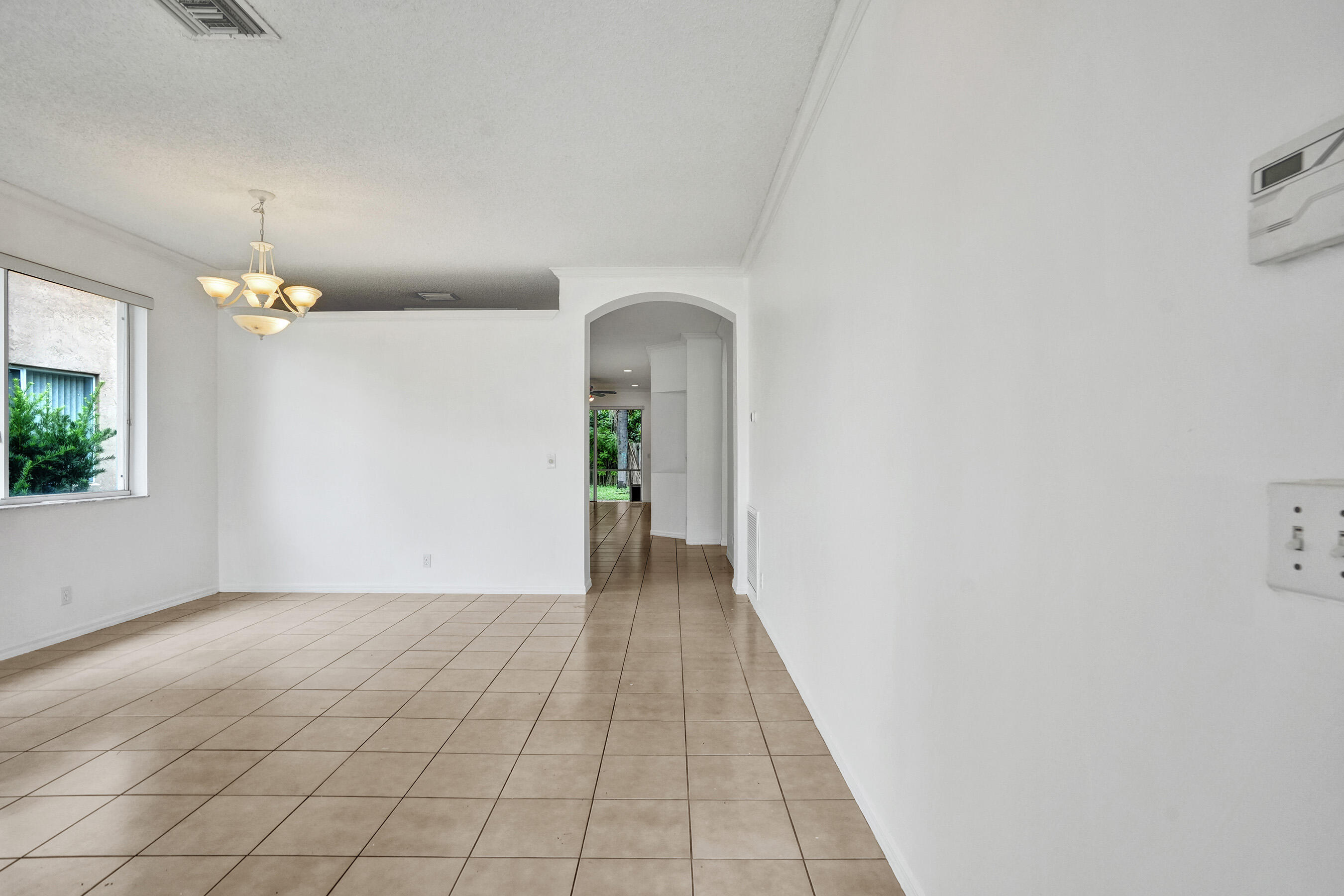 BANYAN TRAILS - Residential Lease