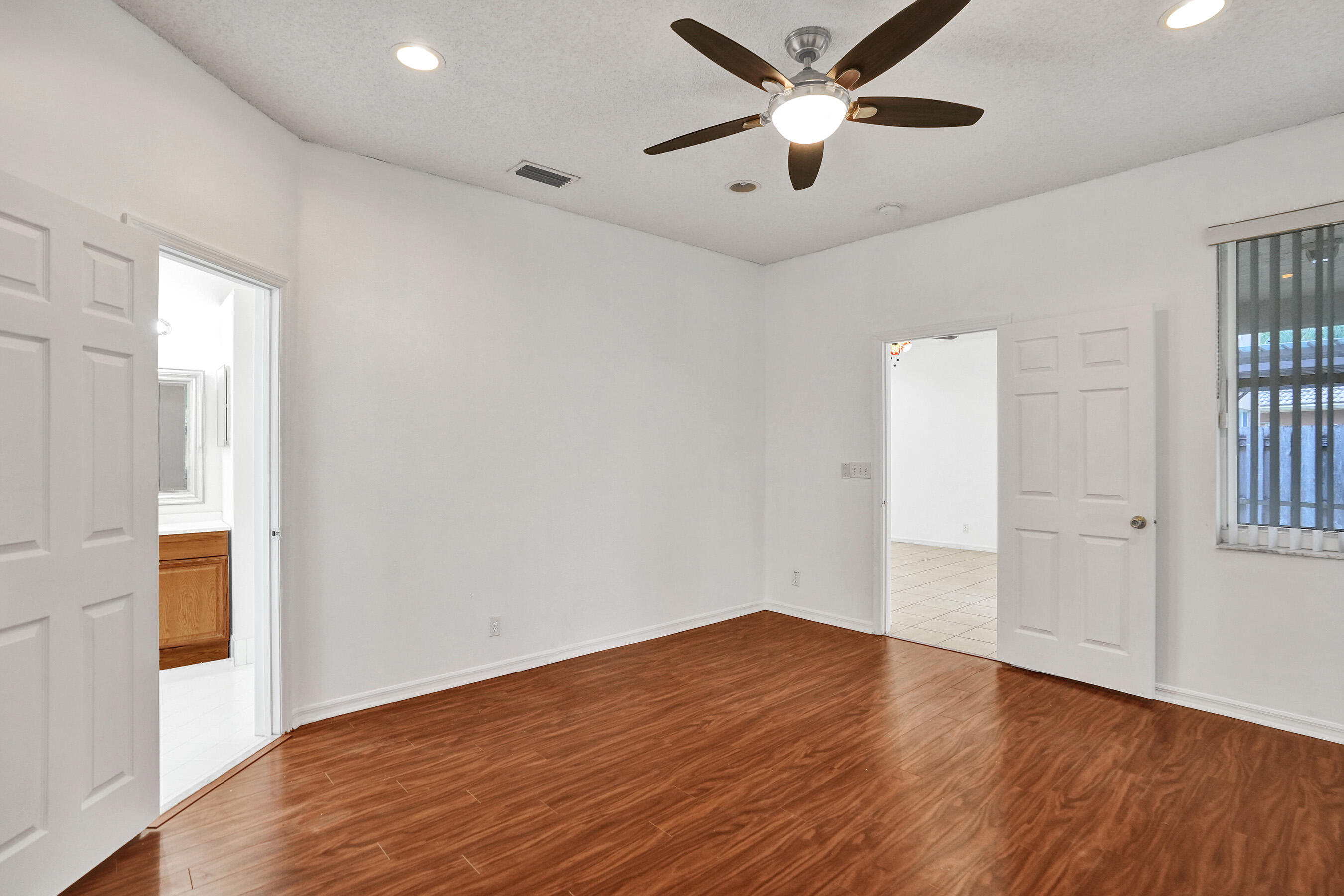 BANYAN TRAILS - Residential Lease