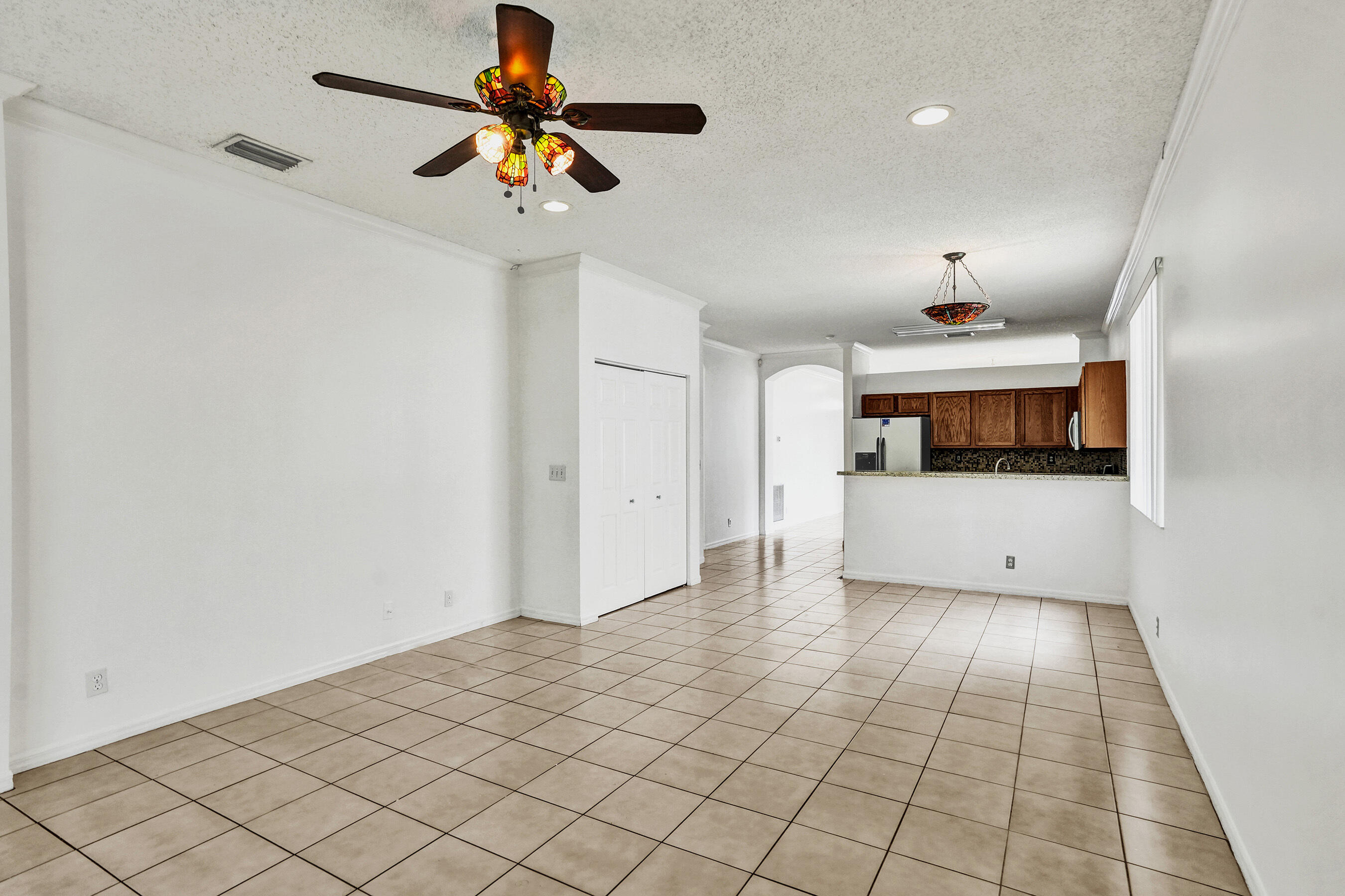 BANYAN TRAILS - Residential Lease