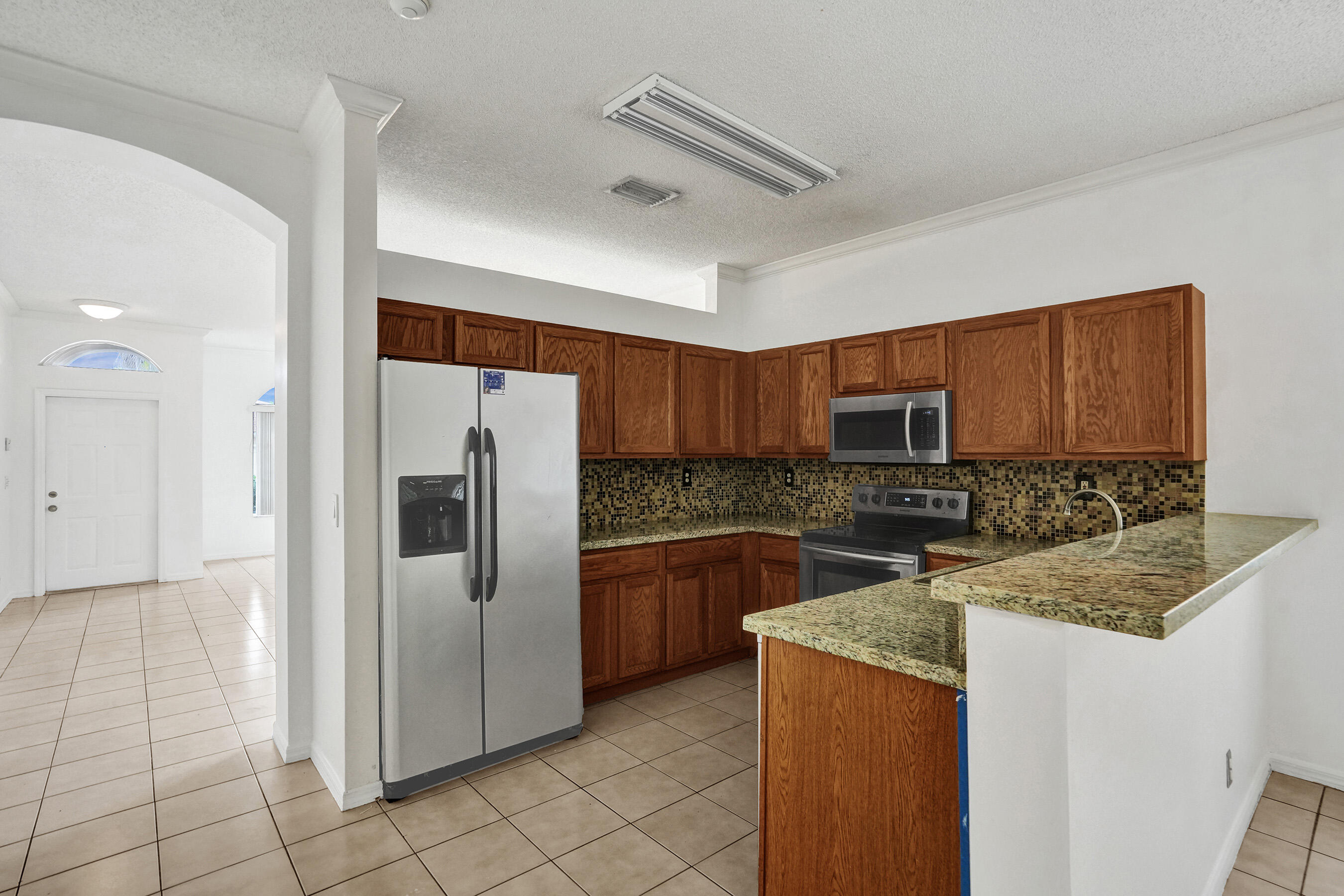BANYAN TRAILS - Residential Lease