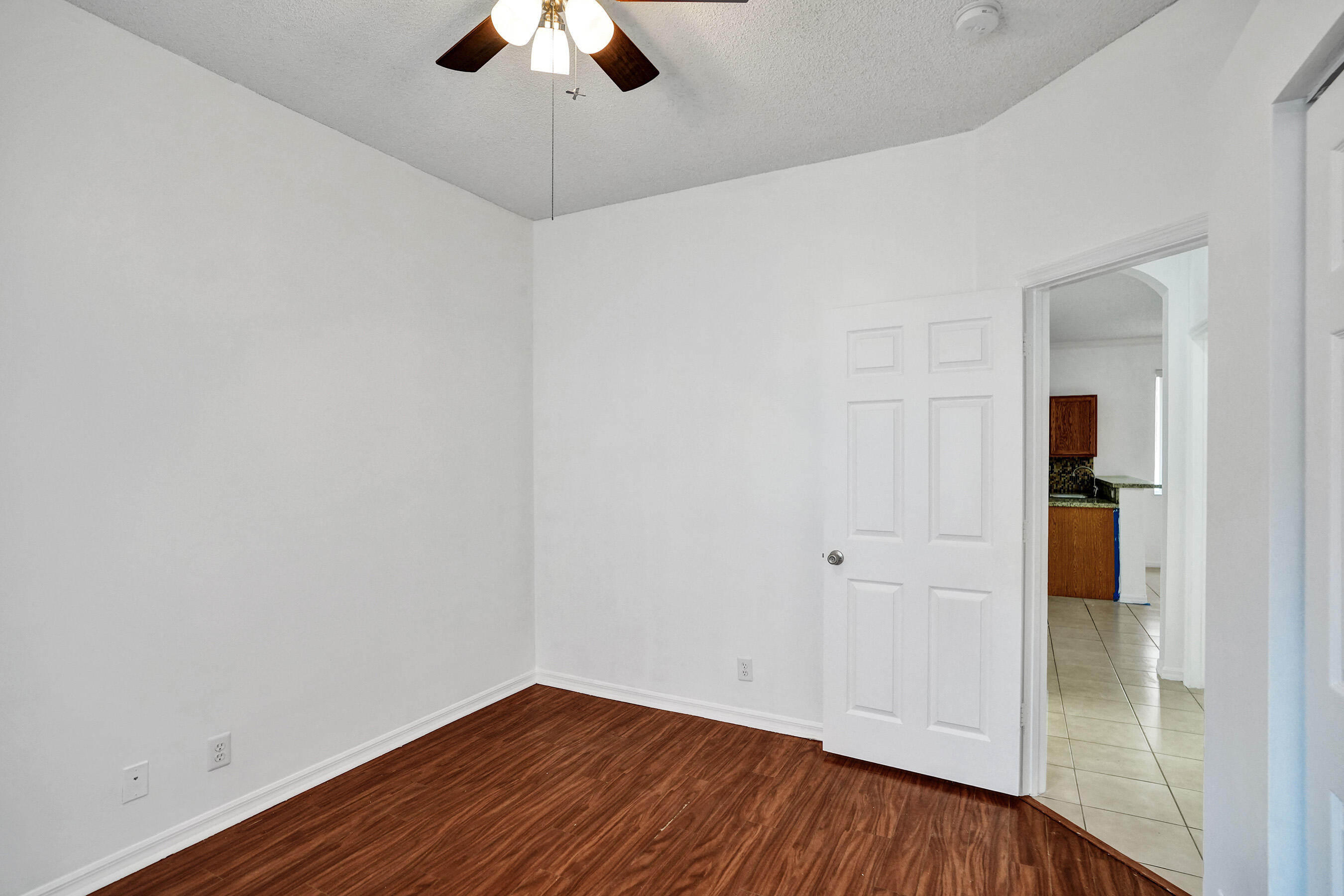 BANYAN TRAILS - Residential Lease
