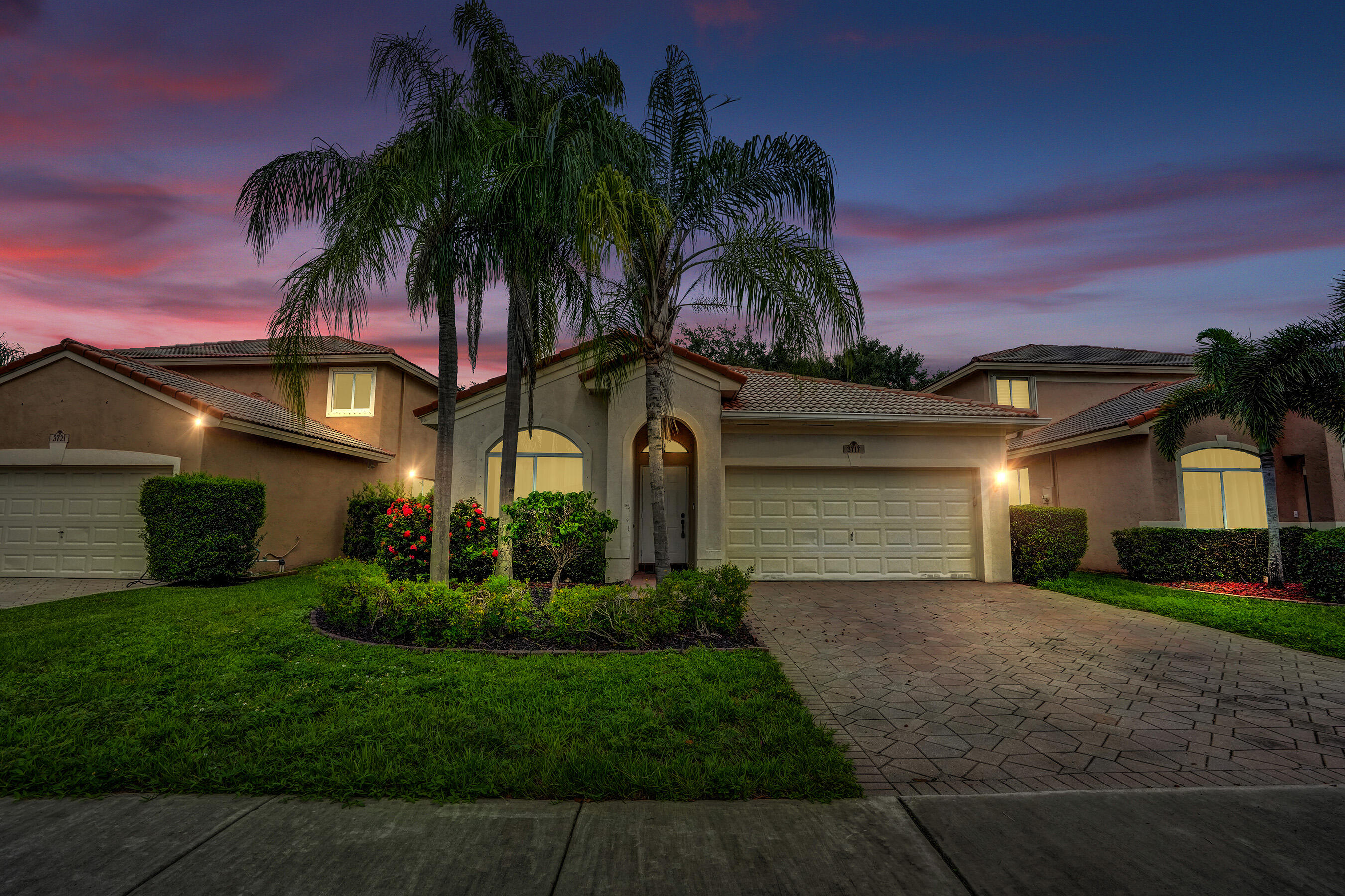BANYAN TRAILS - Residential Lease