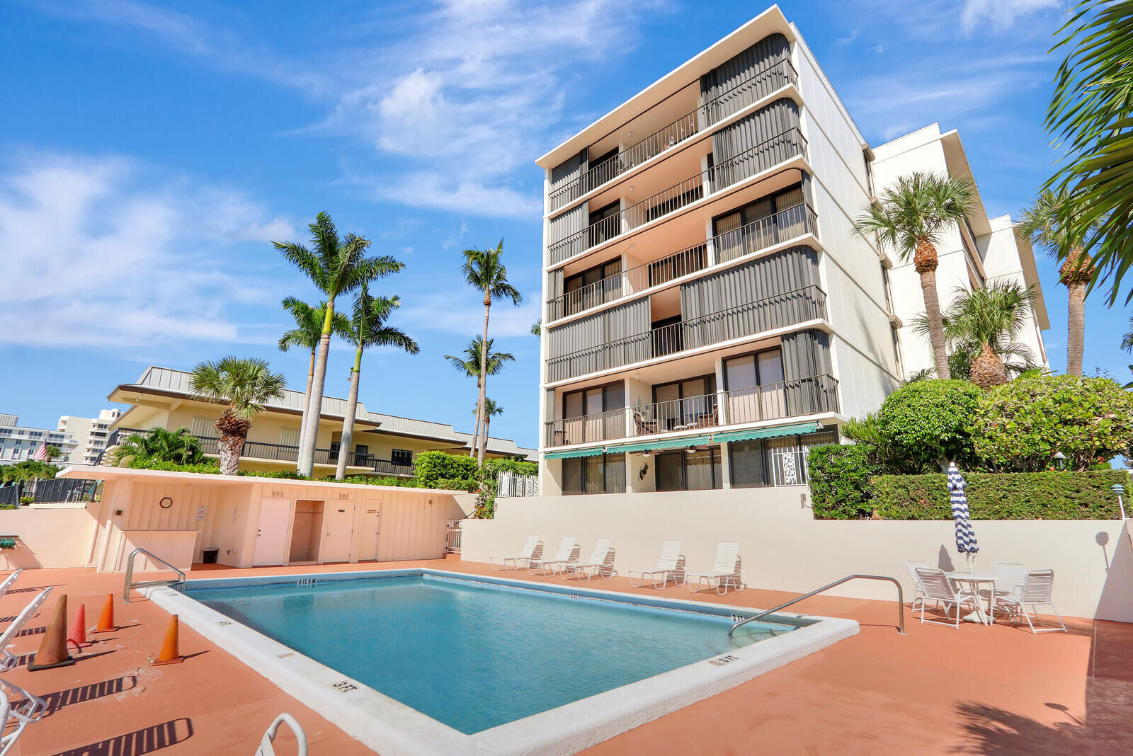 OCEAN VILLAS CONDO APTS - Residential