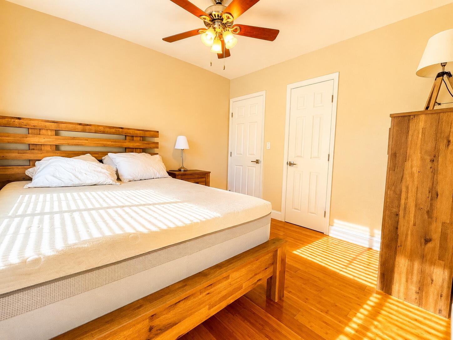 LAUDERDALE - Residential Lease