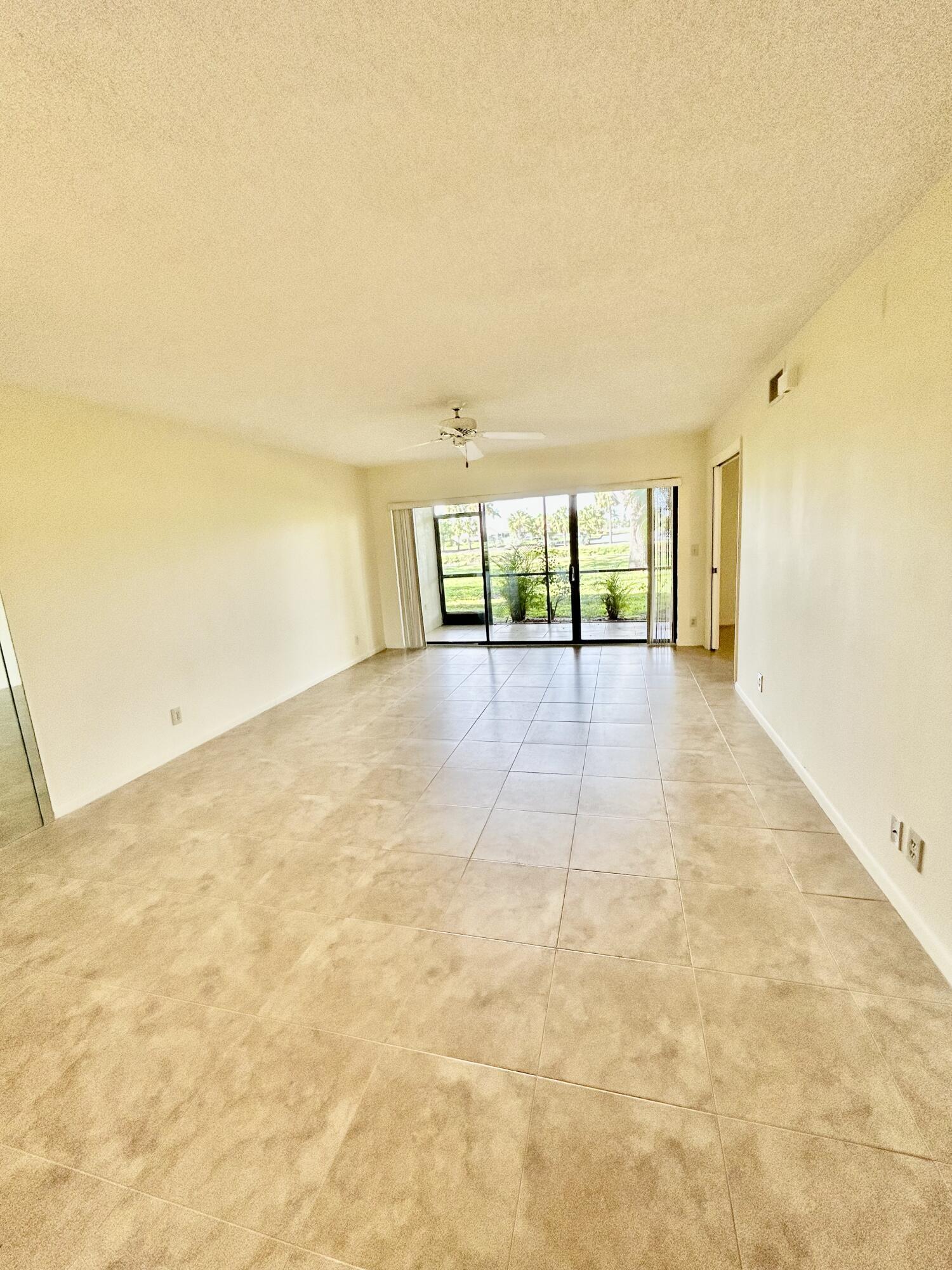 DELRAY OAKS WEST CONDO - Residential
