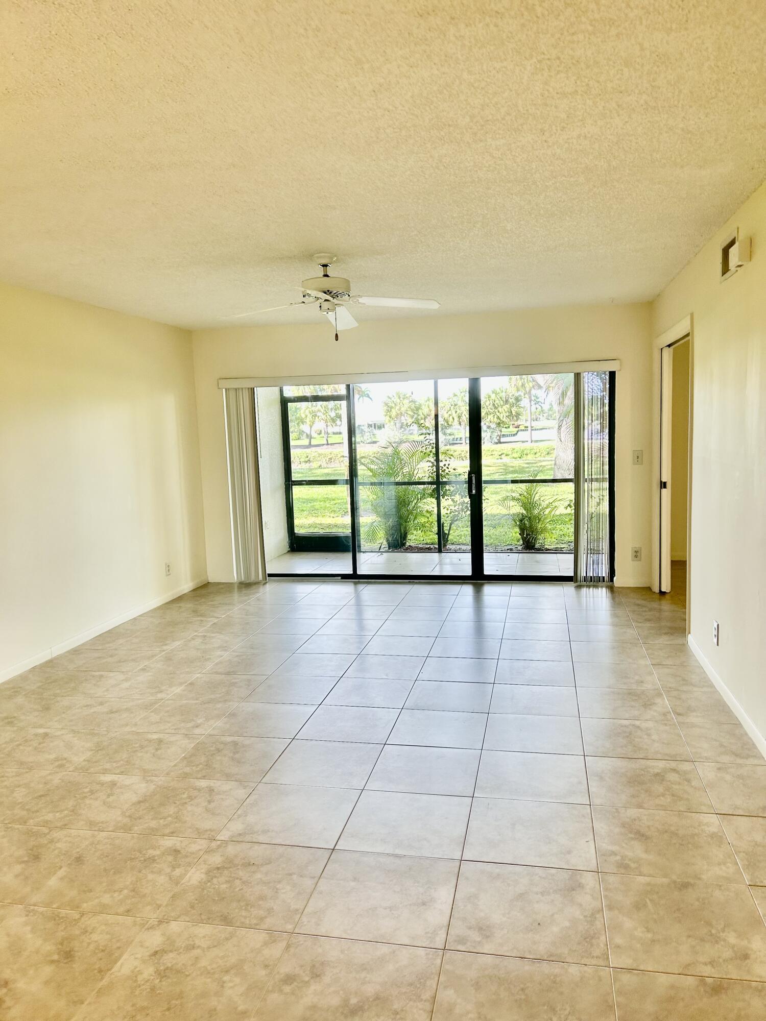 DELRAY OAKS WEST CONDO - Residential
