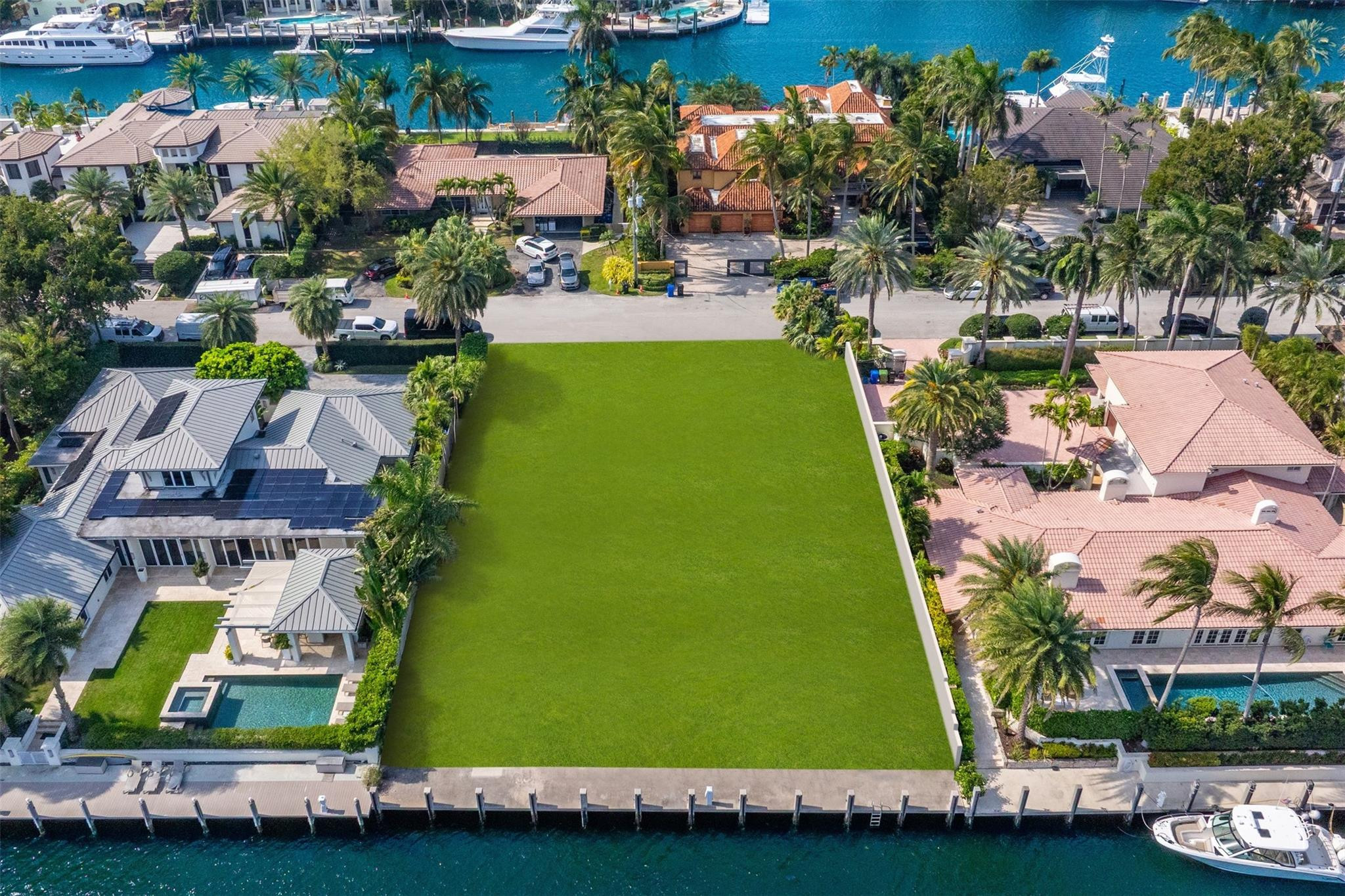 DEL LAGO ISLE - Land