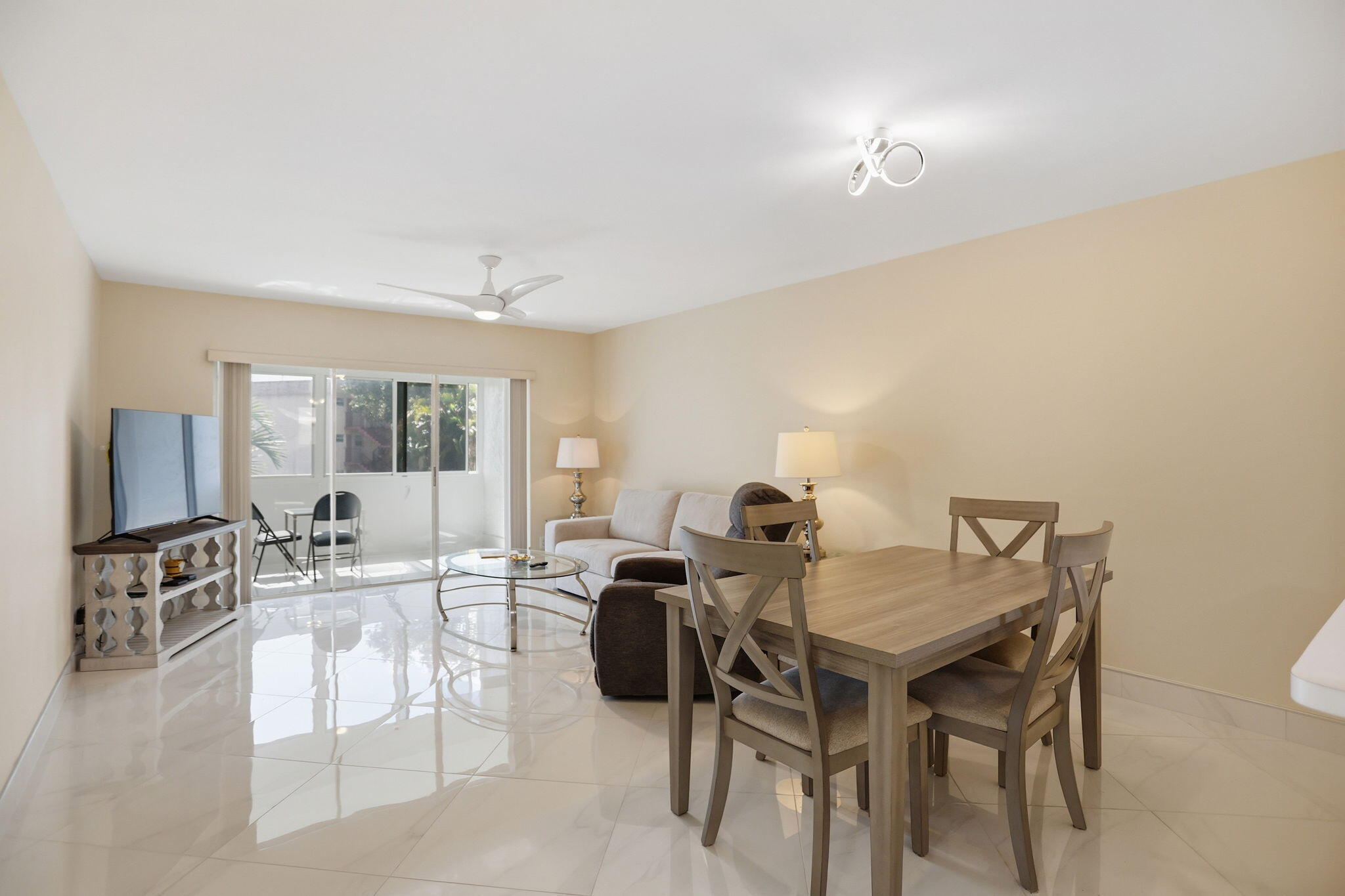 LAKESIDE VILLAGE CONDO 8 - Residential