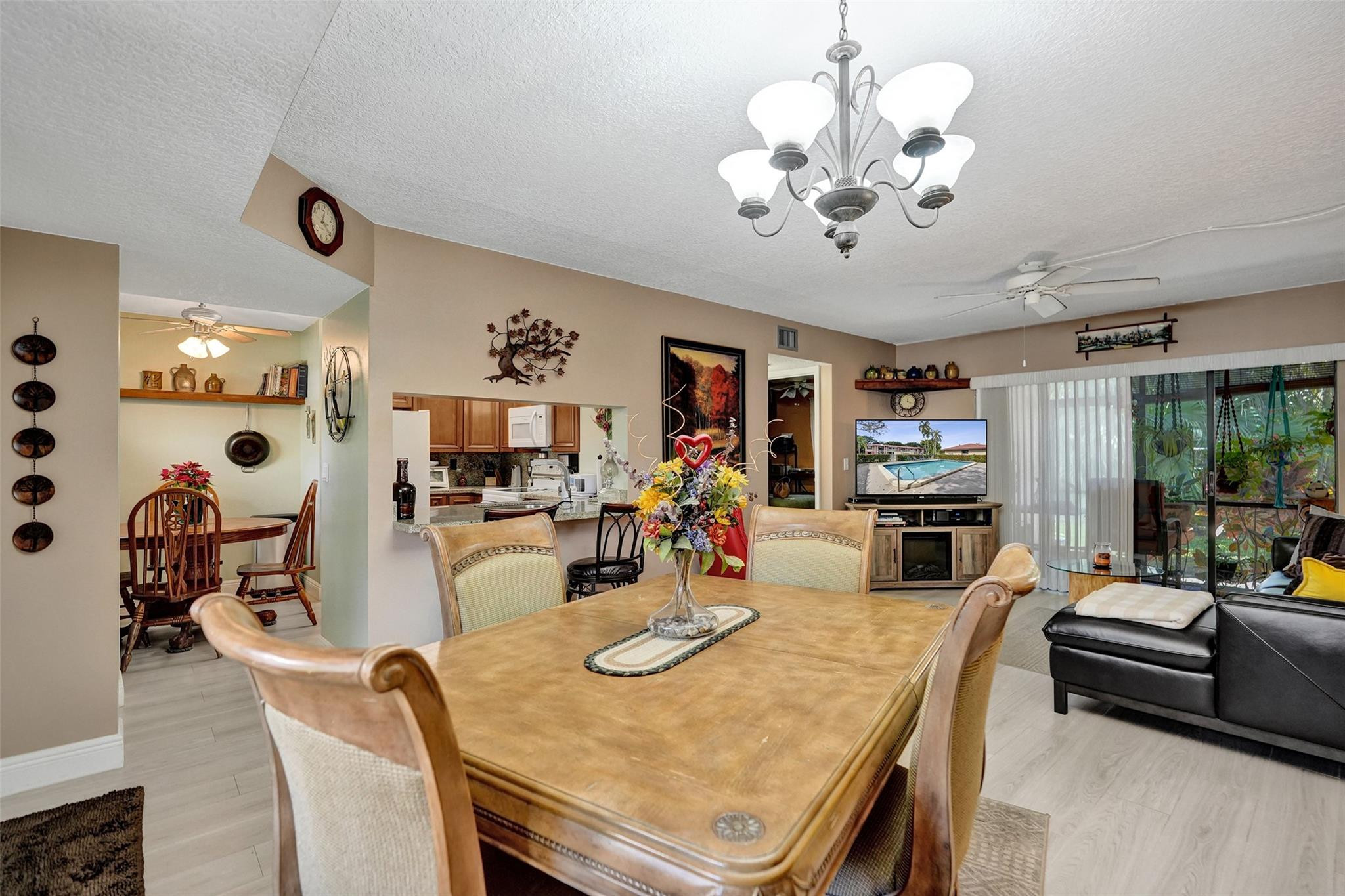 ROYAL GRENADIER CONDOMINI - Residential