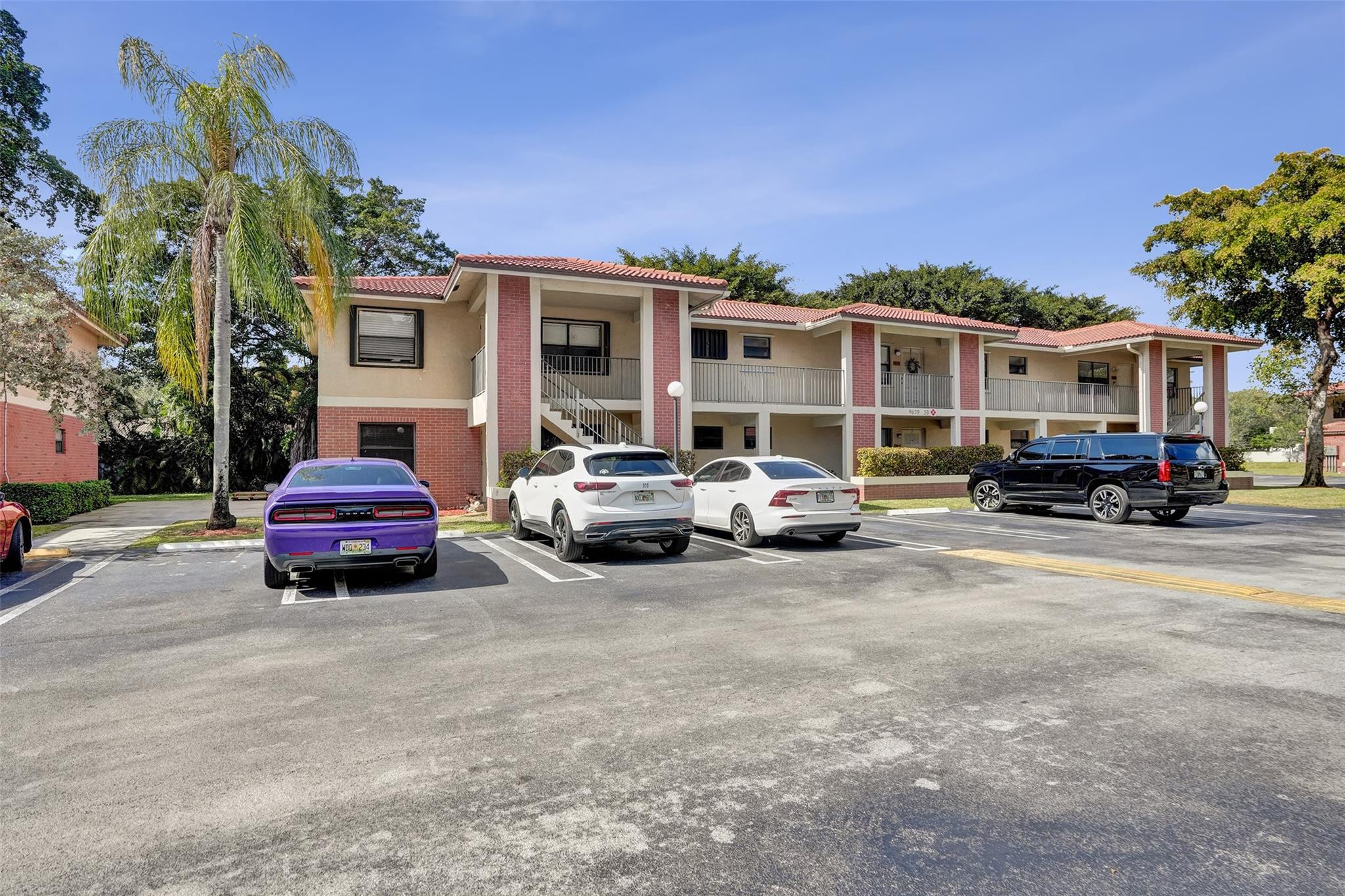 ROYAL GRENADIER CONDOMINI - Residential