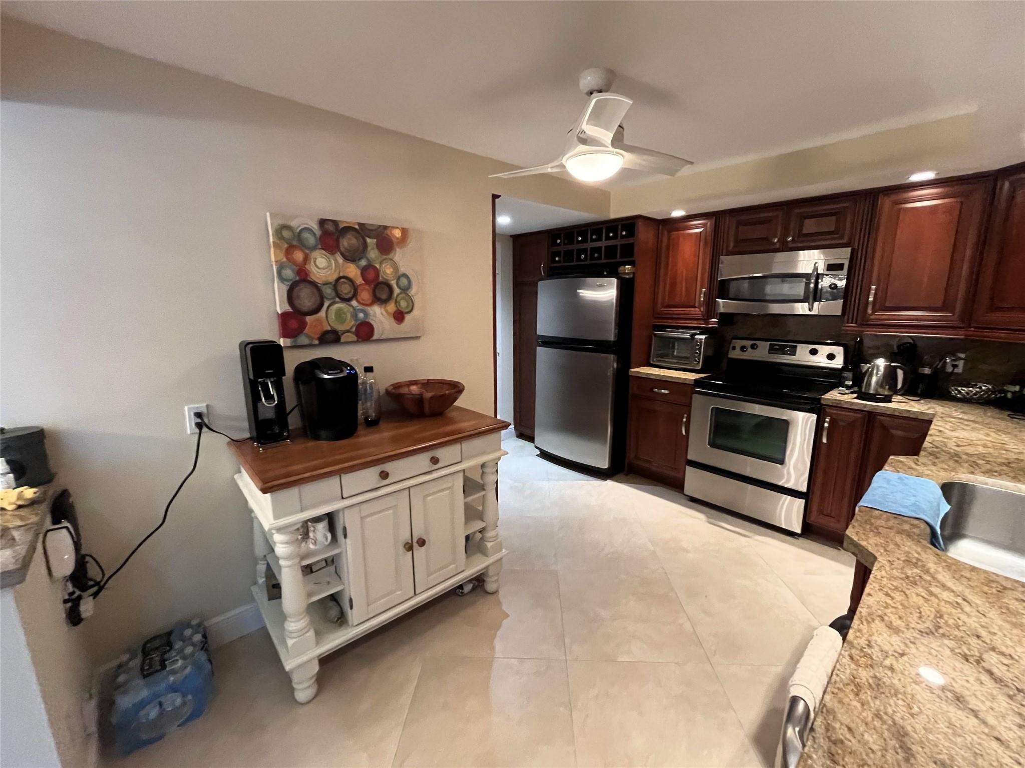Playa Del Sol - Residential