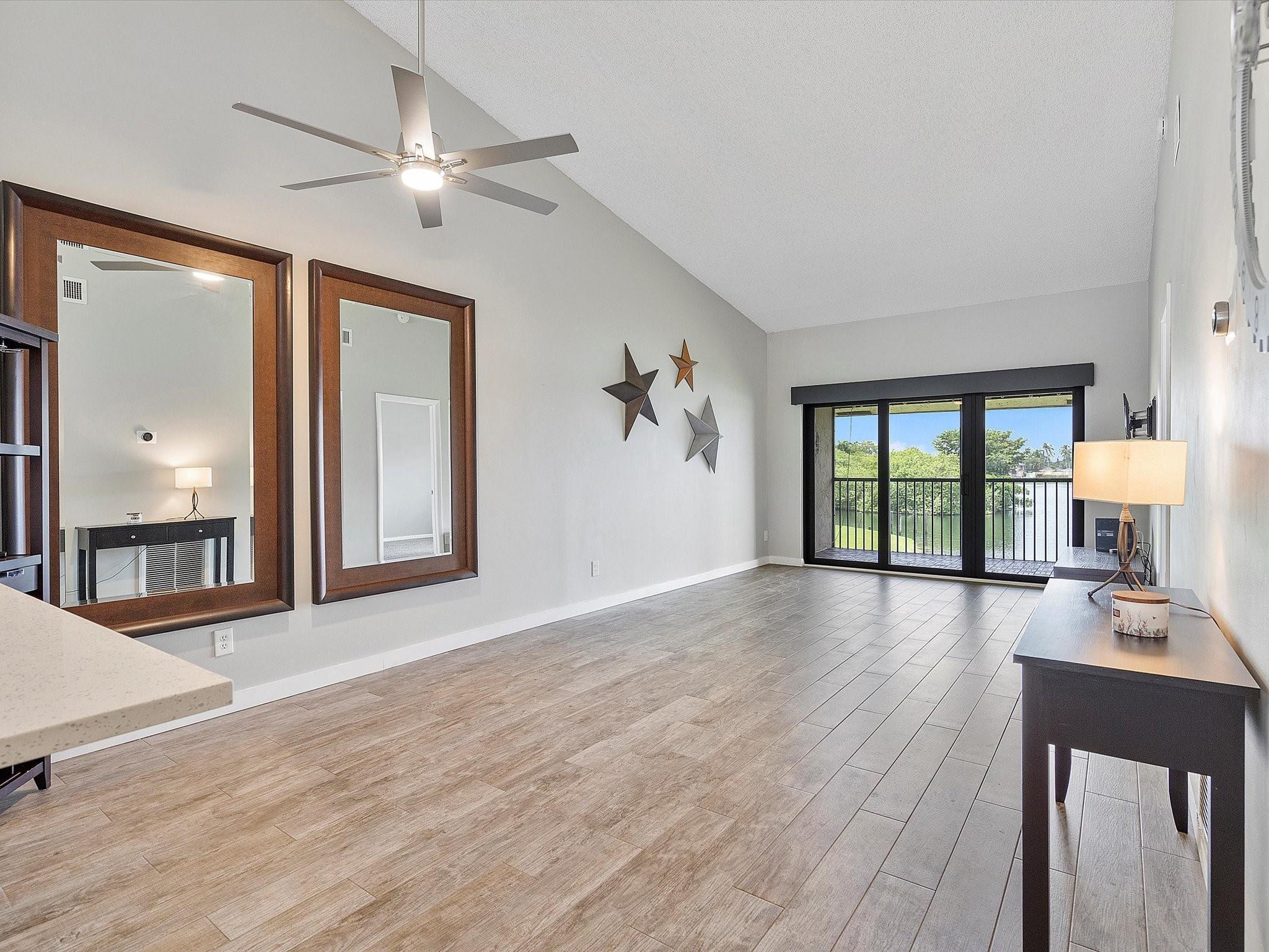 MIRA LAGO CONDO - Residential