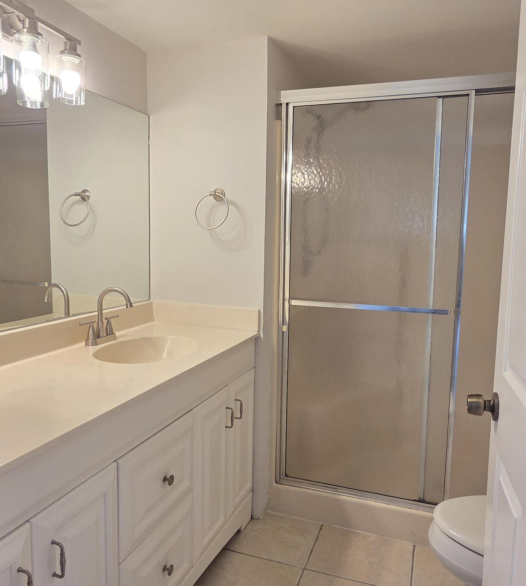 PALM BEACH TRACE CONDO - Residential Lease