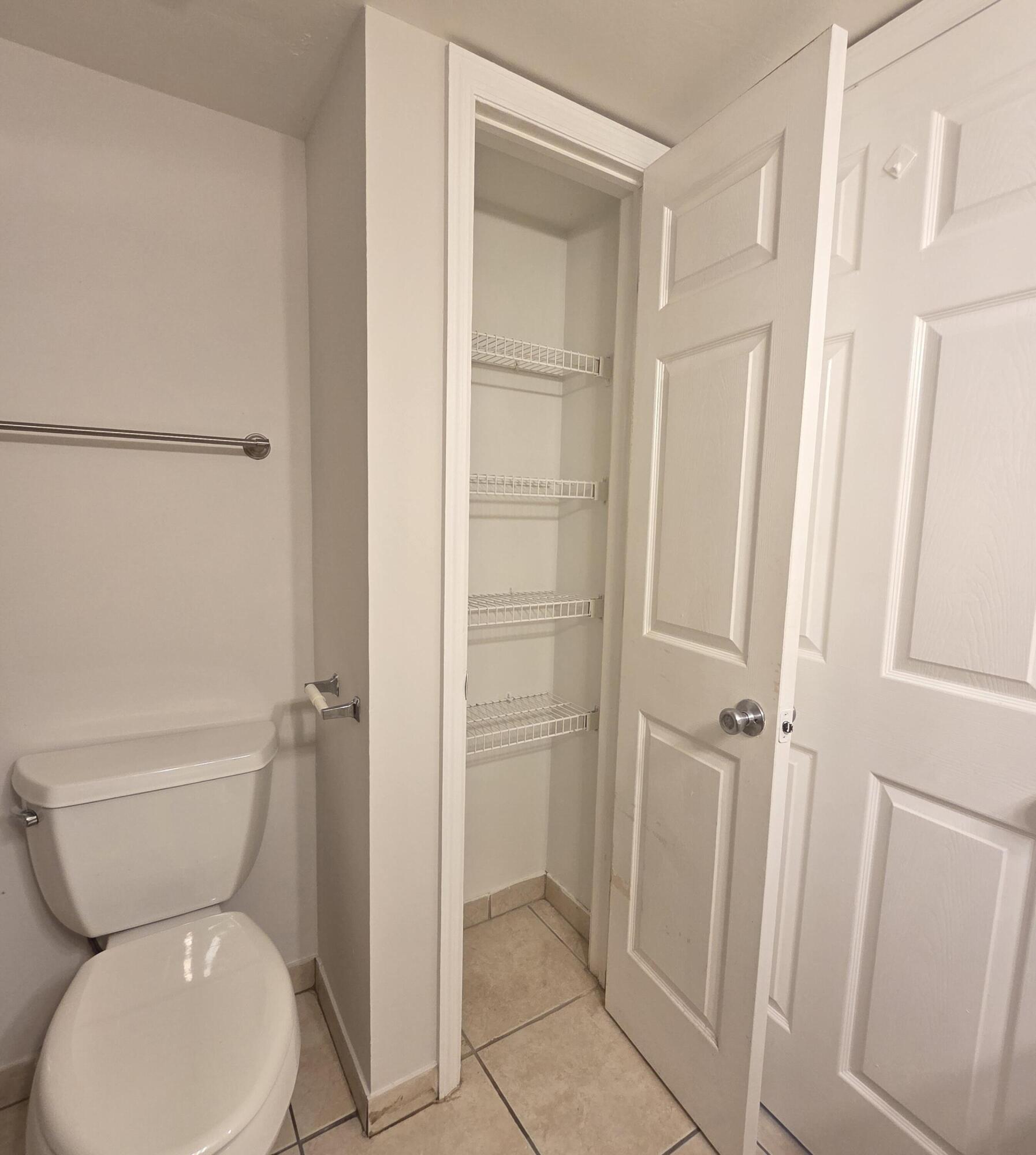 PALM BEACH TRACE CONDO - Residential Lease