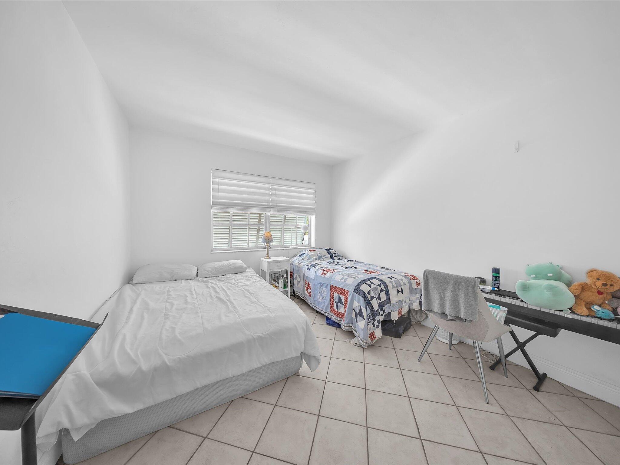 ROYAL CARIBBEAN CLUB CONDO - Residential