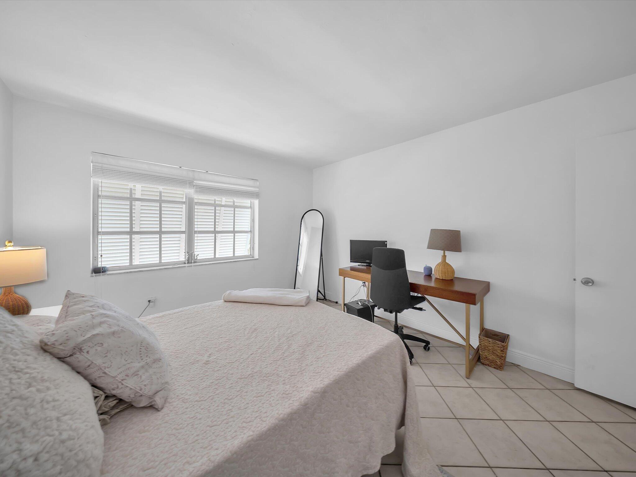 ROYAL CARIBBEAN CLUB CONDO - Residential