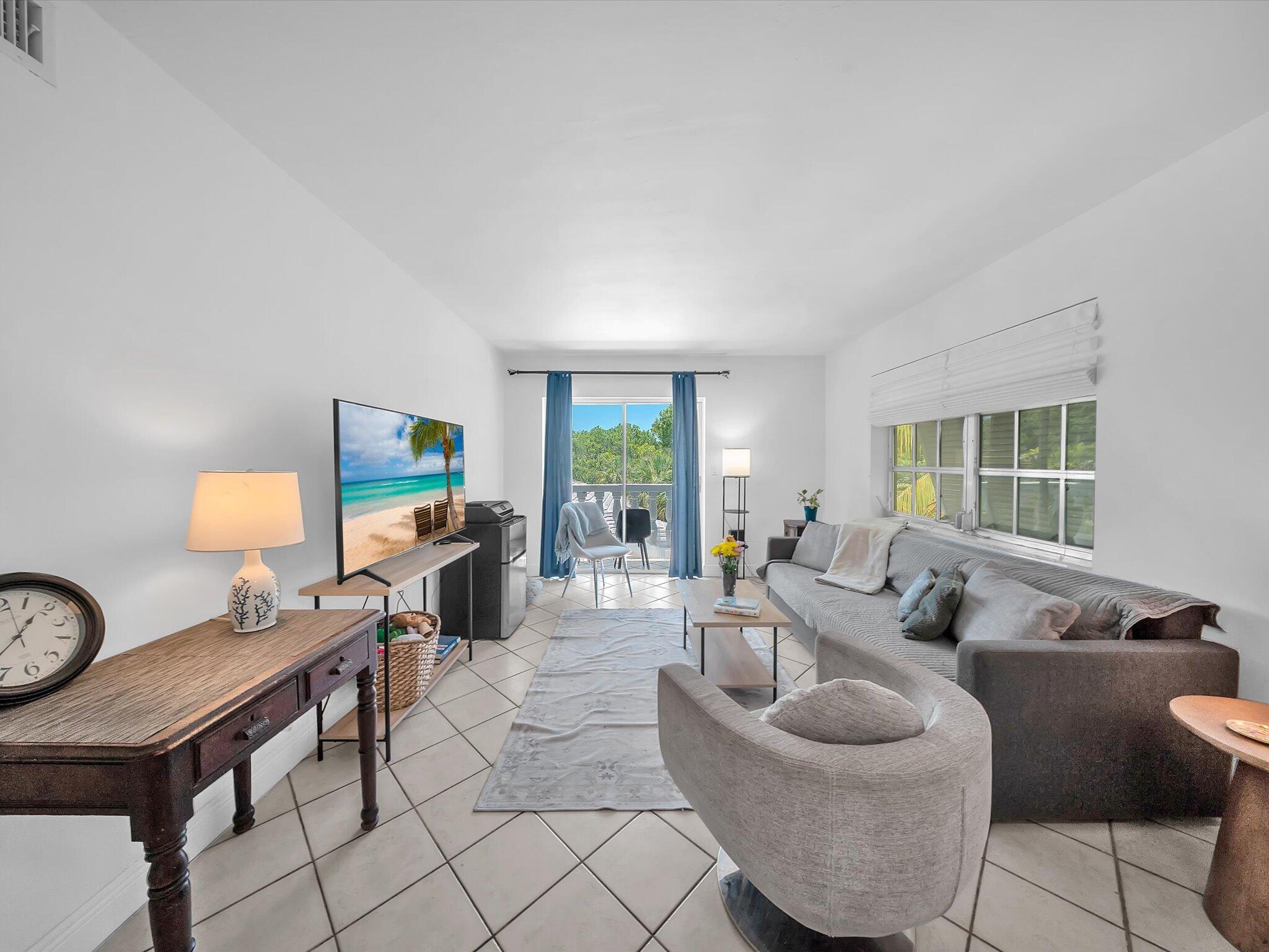 ROYAL CARIBBEAN CLUB CONDO - Residential