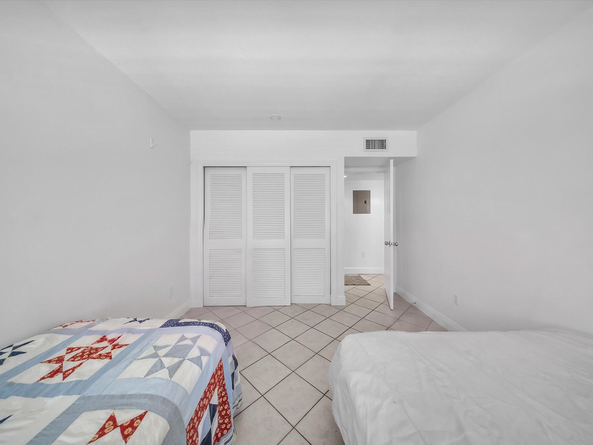 ROYAL CARIBBEAN CLUB CONDO - Residential