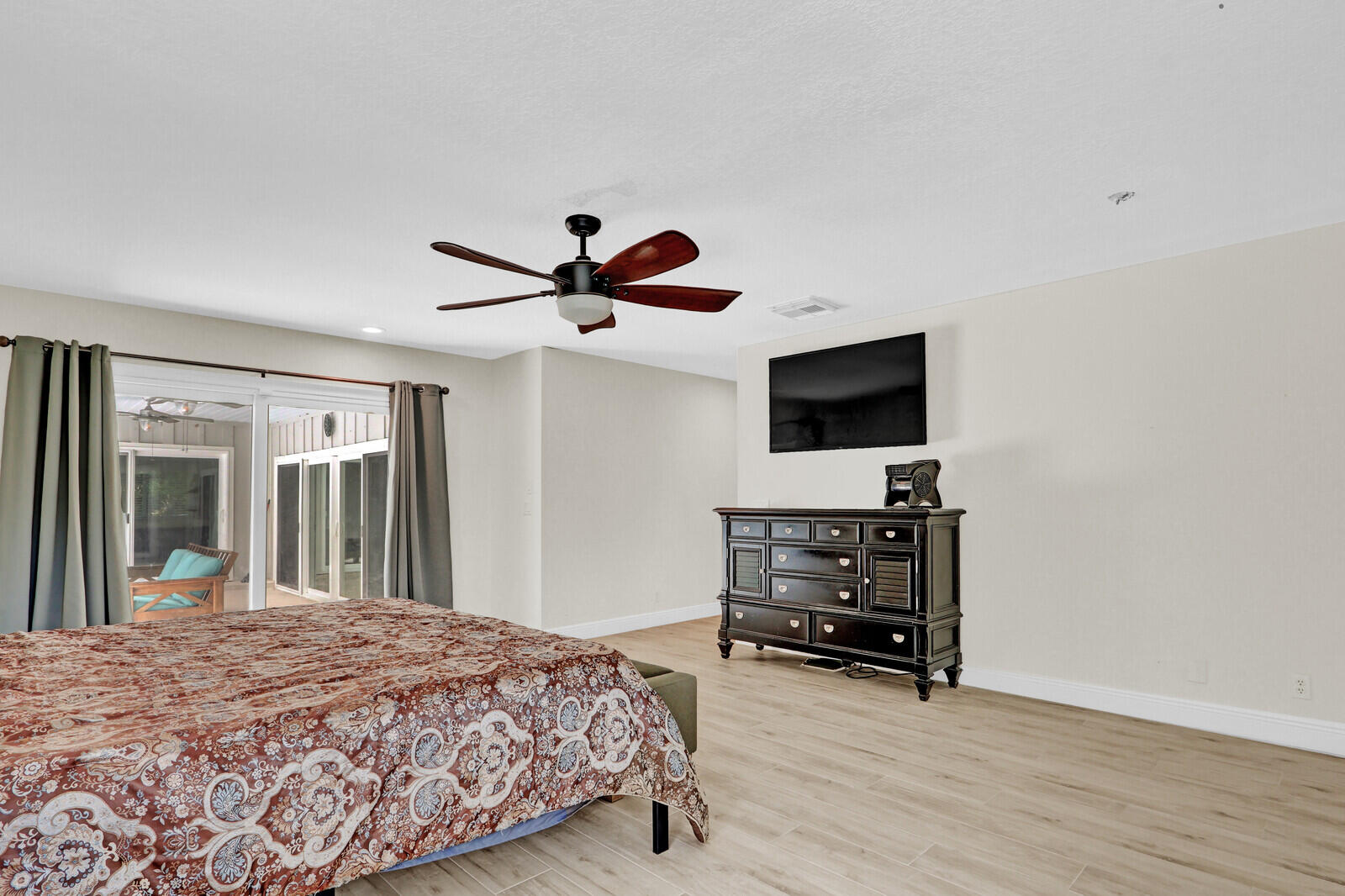 The Acreage - Residential