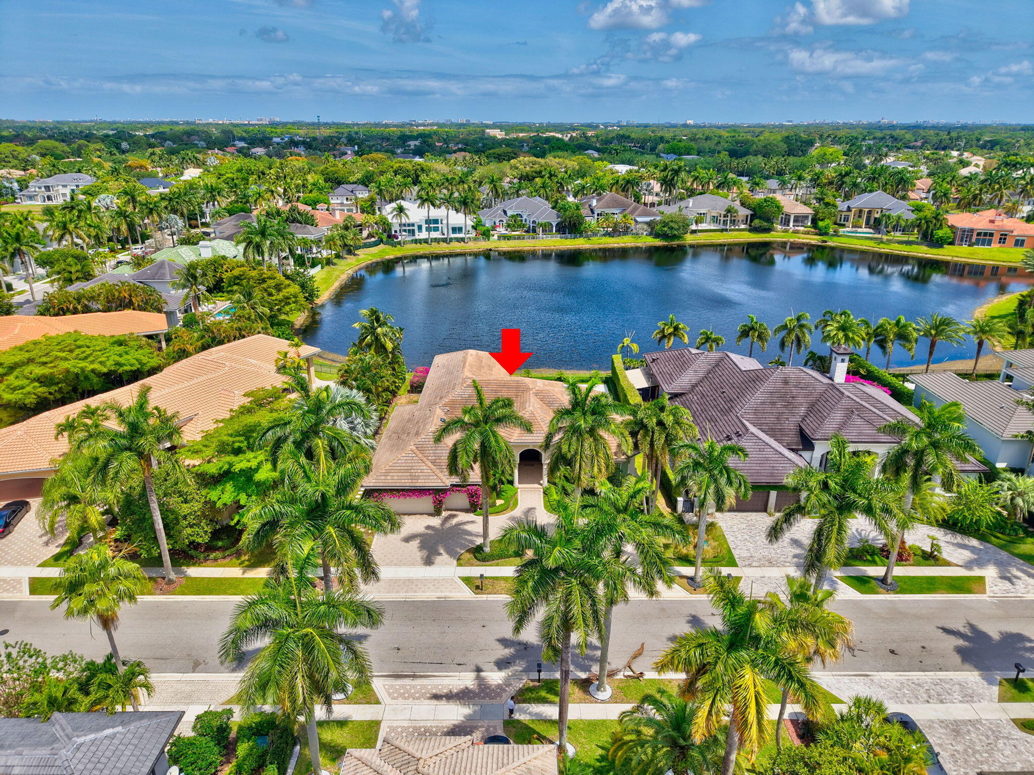 WINDSOR BAY WOODFIELD COUNTRY CLUB - Residential