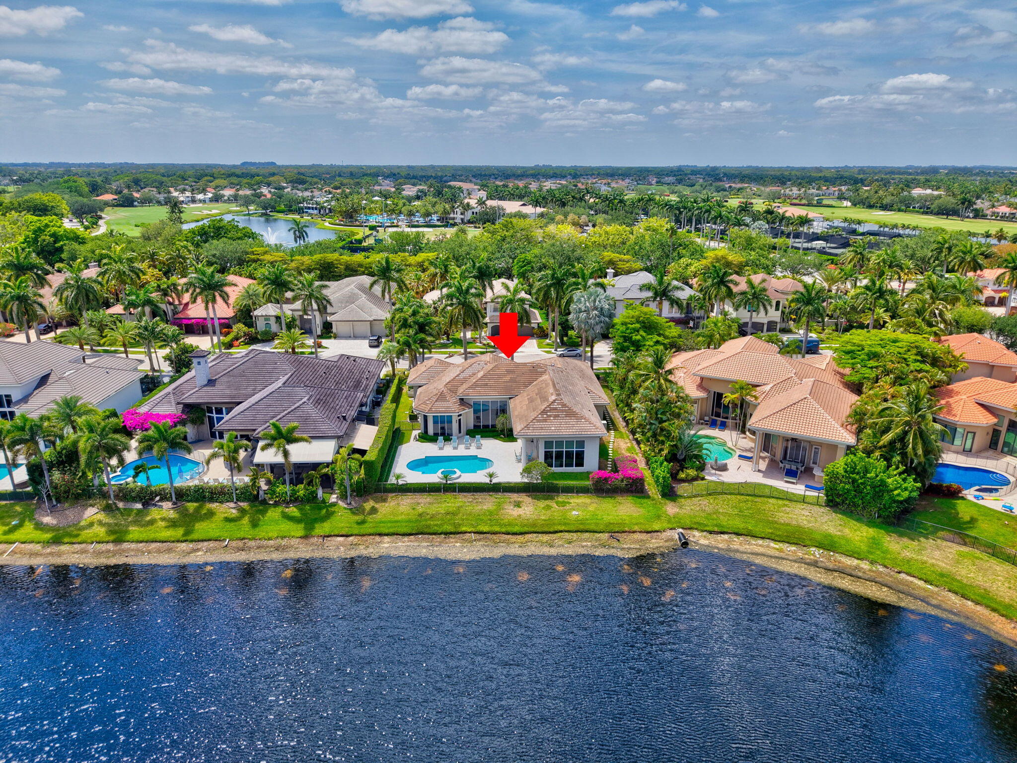 WINDSOR BAY WOODFIELD COUNTRY CLUB - Residential