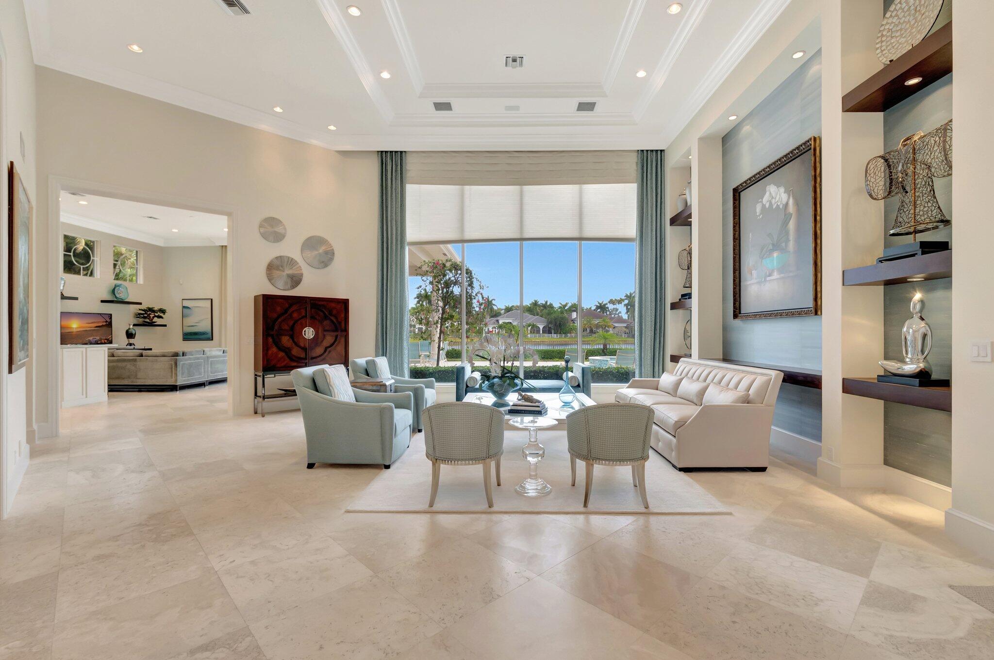 WINDSOR BAY WOODFIELD COUNTRY CLUB - Residential