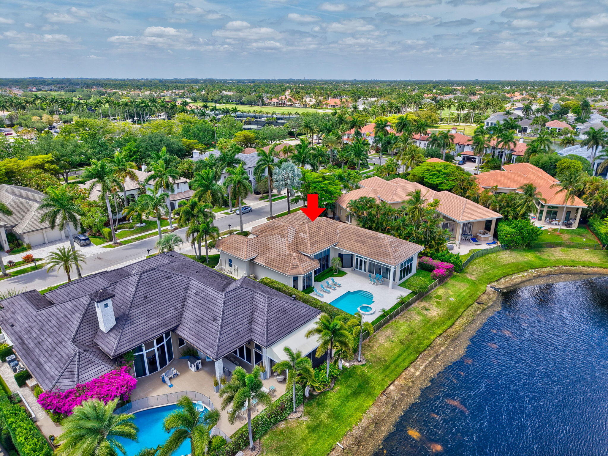 WINDSOR BAY WOODFIELD COUNTRY CLUB - Residential