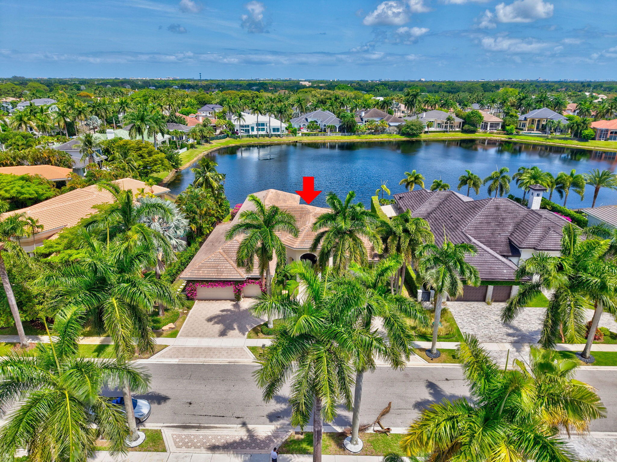 WINDSOR BAY WOODFIELD COUNTRY CLUB - Residential