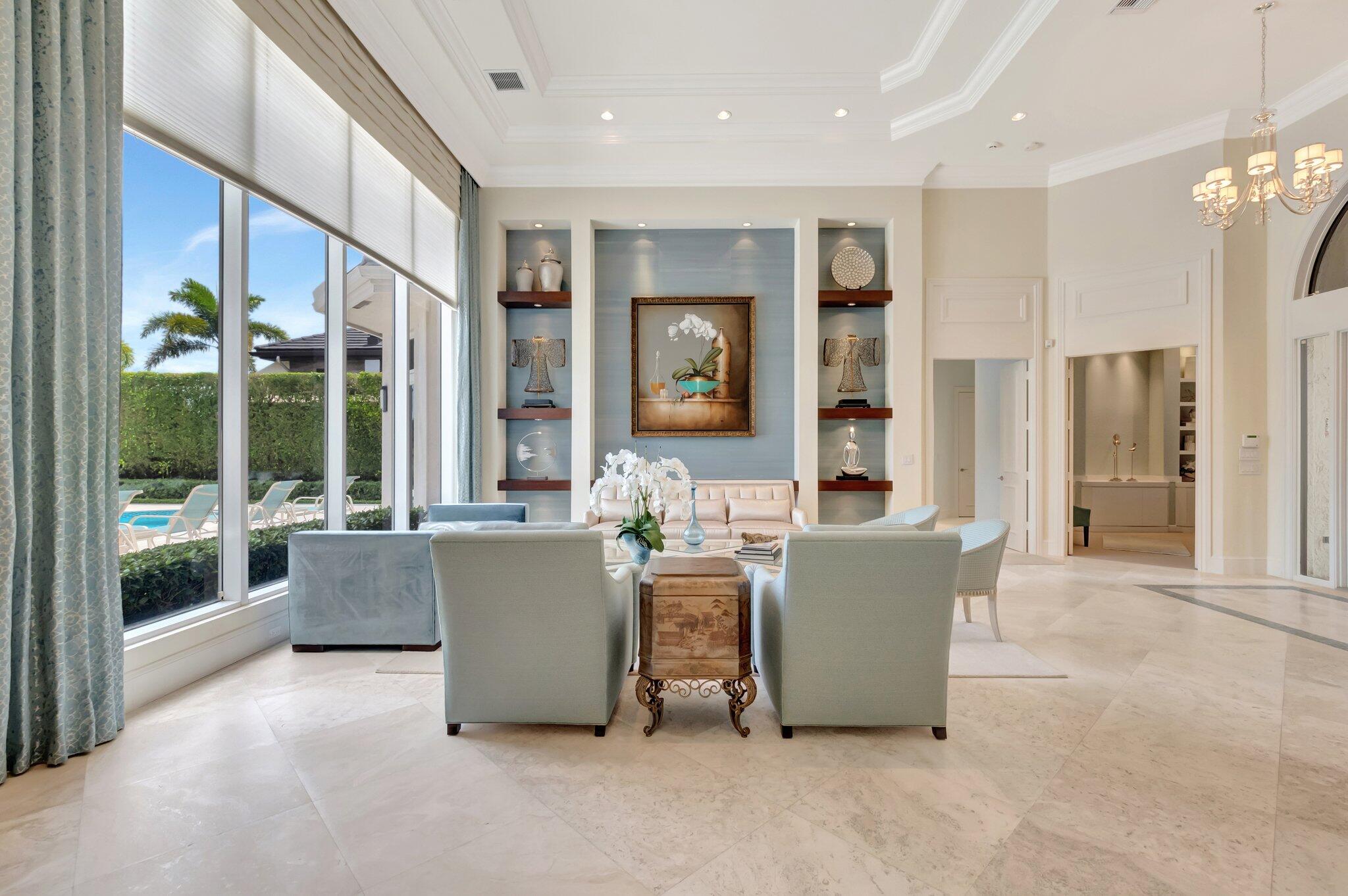 WINDSOR BAY WOODFIELD COUNTRY CLUB - Residential