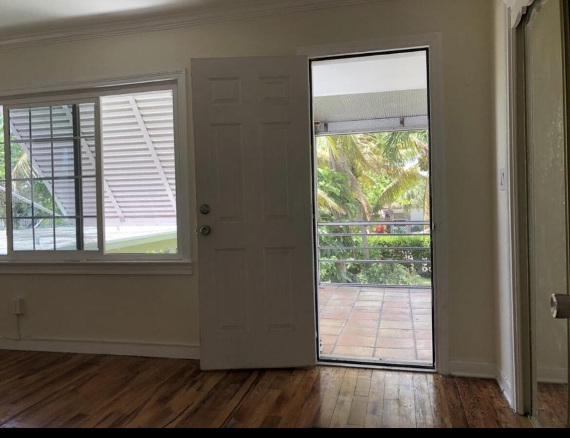 LAKE WORTH TOWN OF - Residential Lease