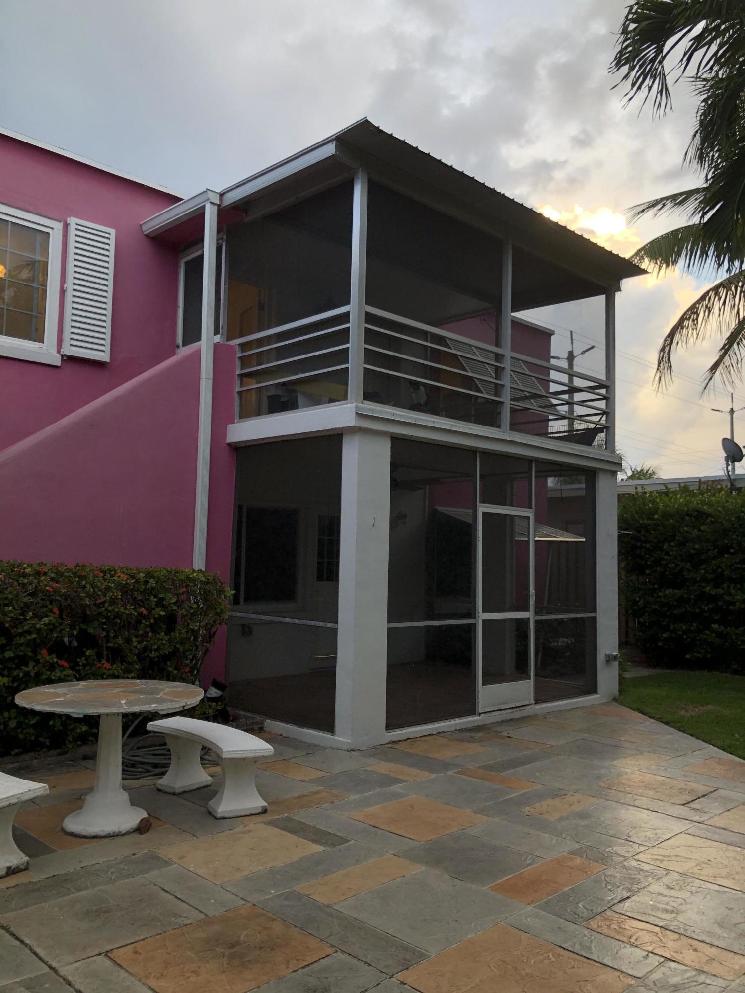 LAKE WORTH TOWN OF - Residential Lease