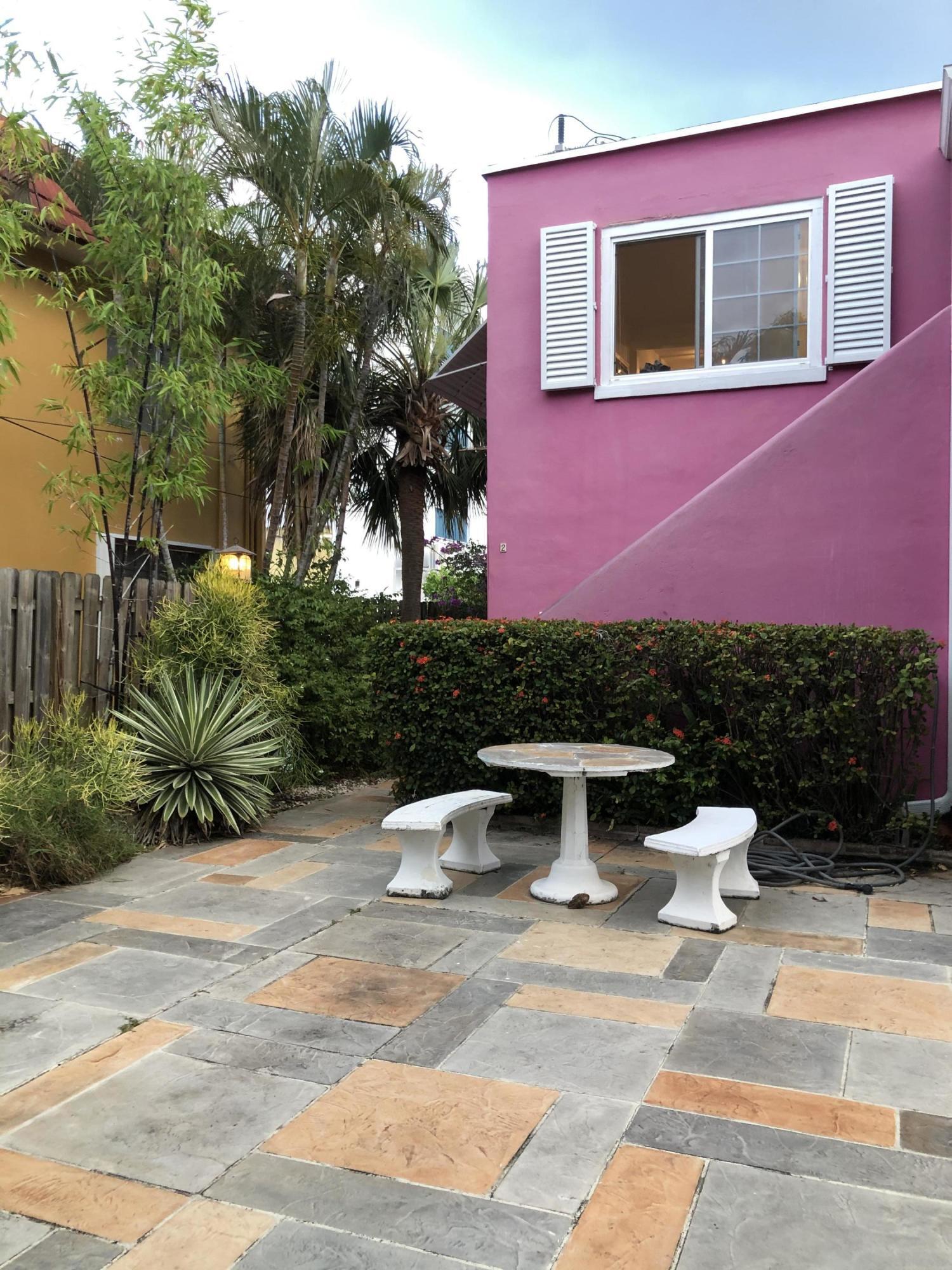 LAKE WORTH TOWN OF - Residential Lease