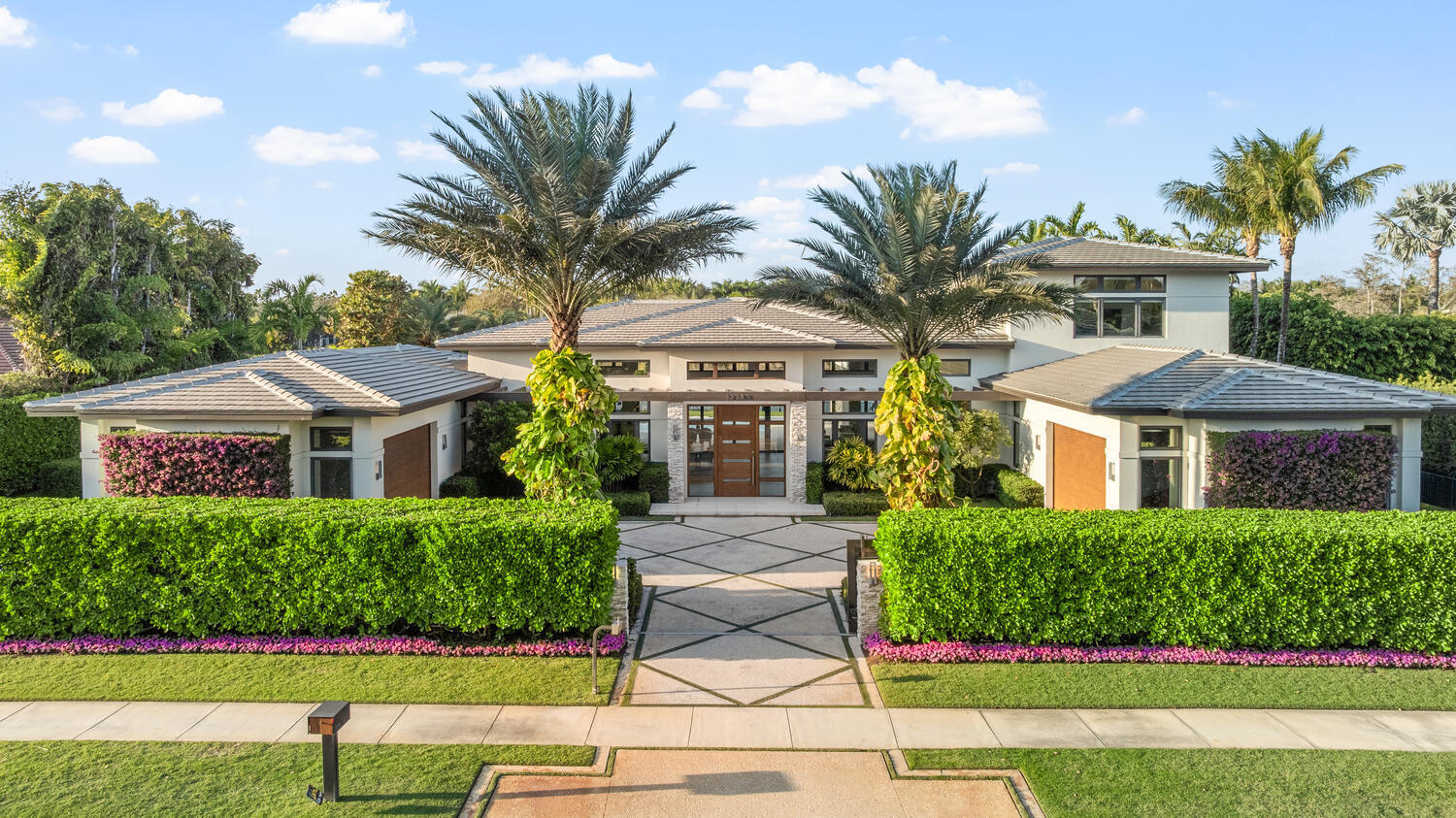 CYPRESS ISLAND OF PALM BEACH POLO & COUNTRY CLUB W - Residential
