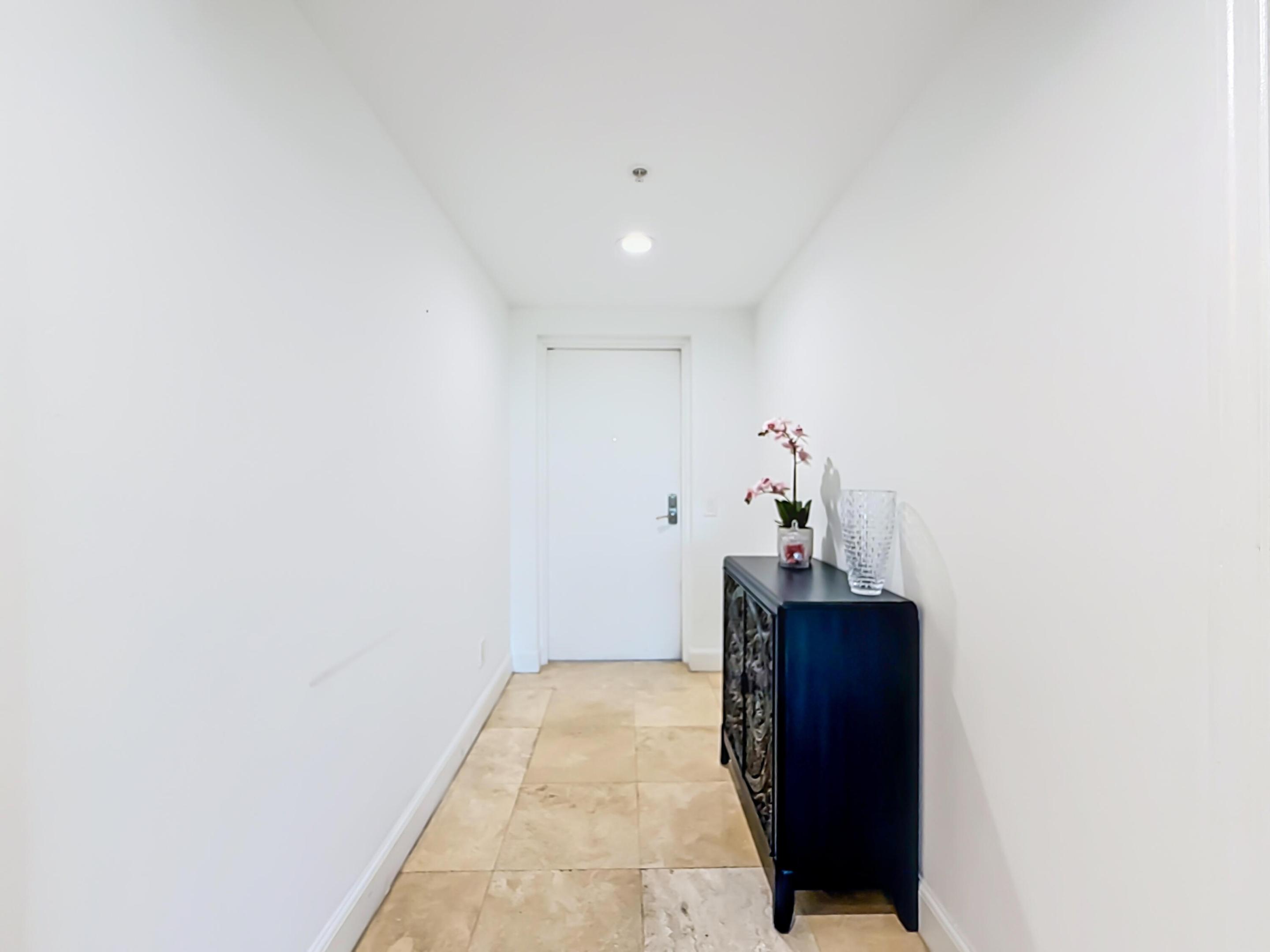 THE OAKS I CONDO - Residential