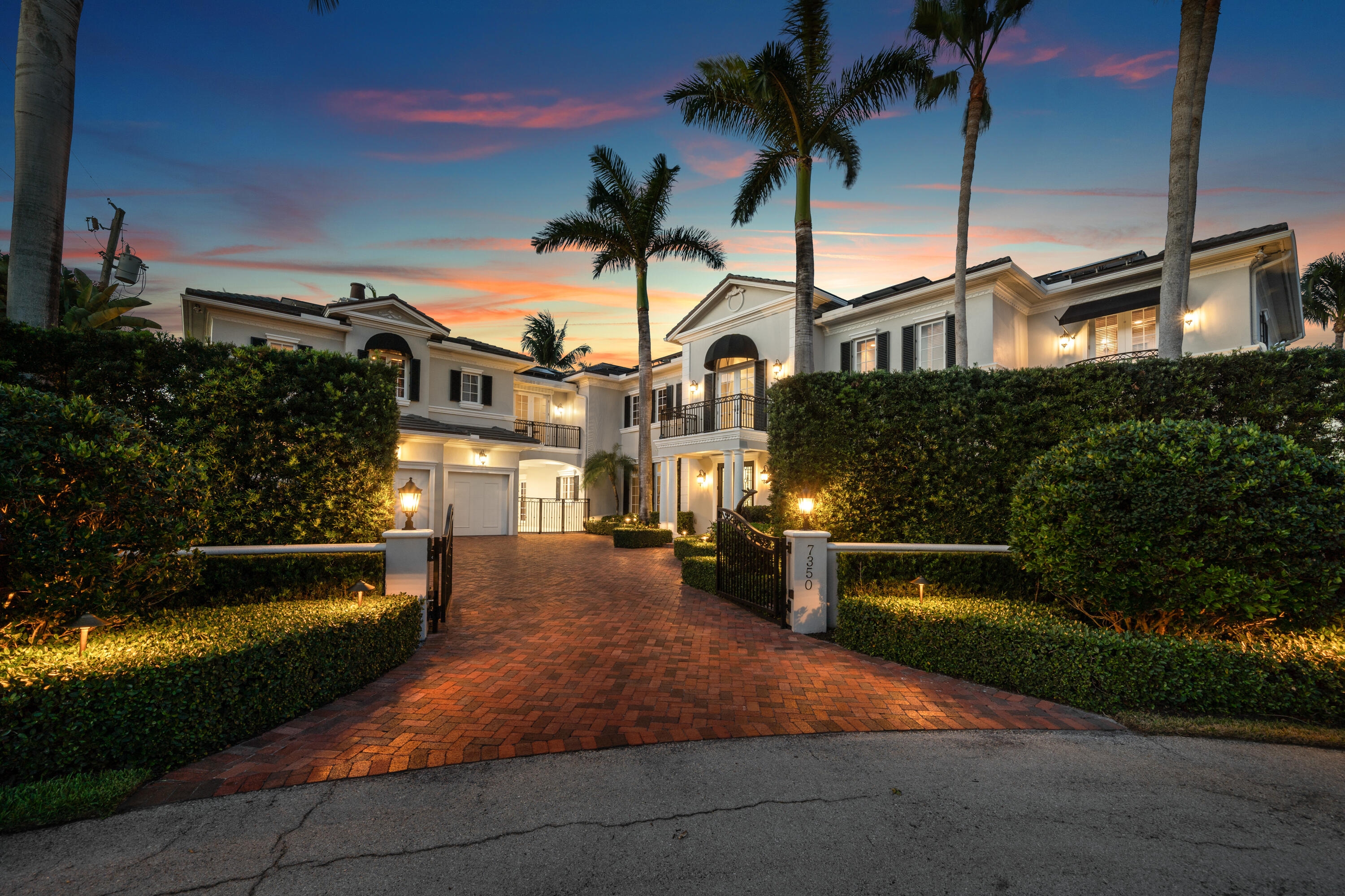 BOCA HARBOUR ISLAND SEC - Residential