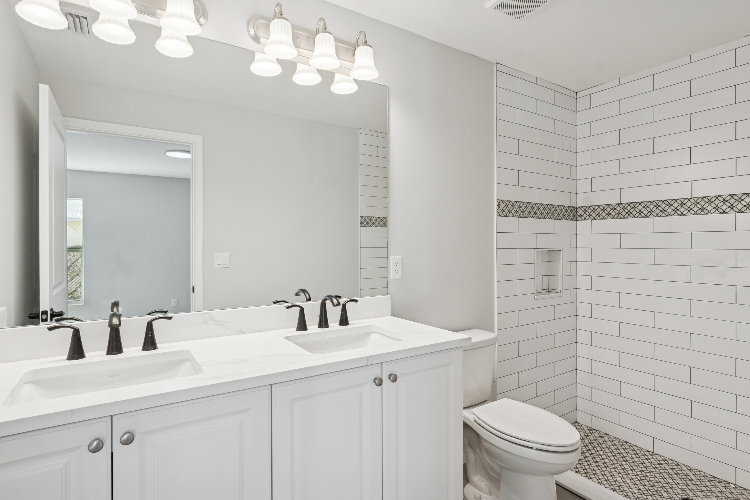 SANDY RIDGE - Residential
