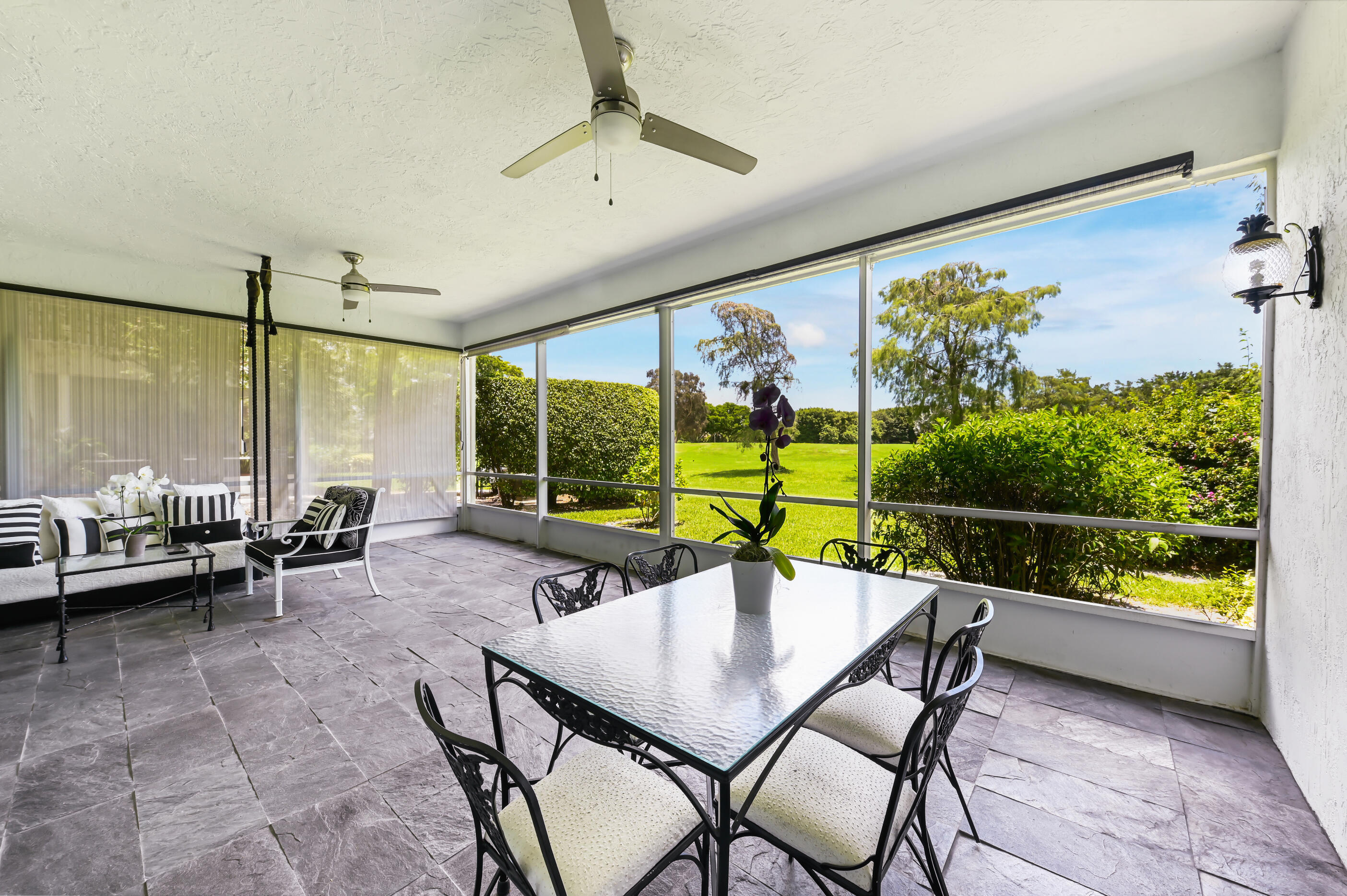 OAK TREE VILLAS CONDO - Residential Lease
