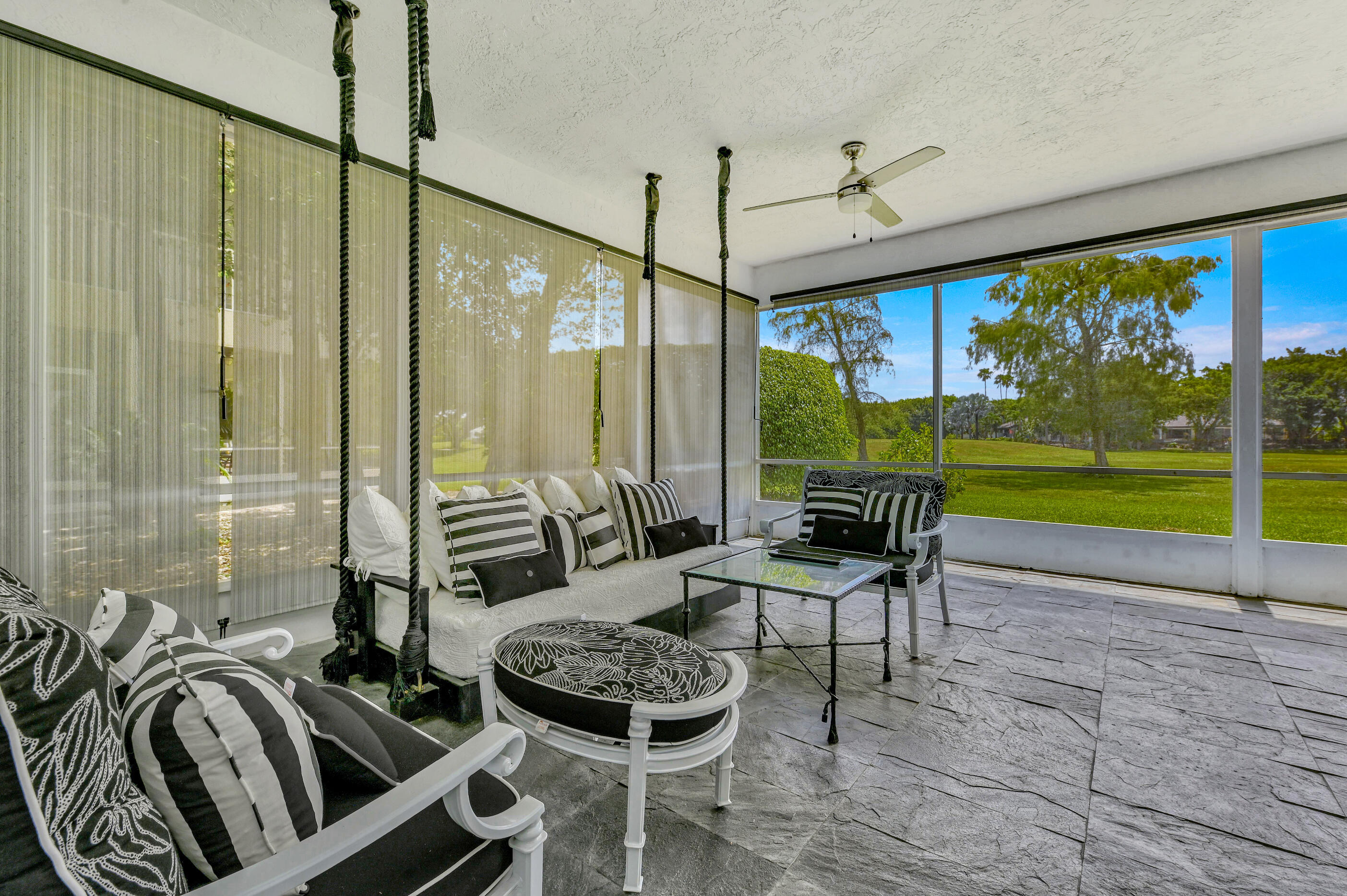 OAK TREE VILLAS CONDO - Residential Lease
