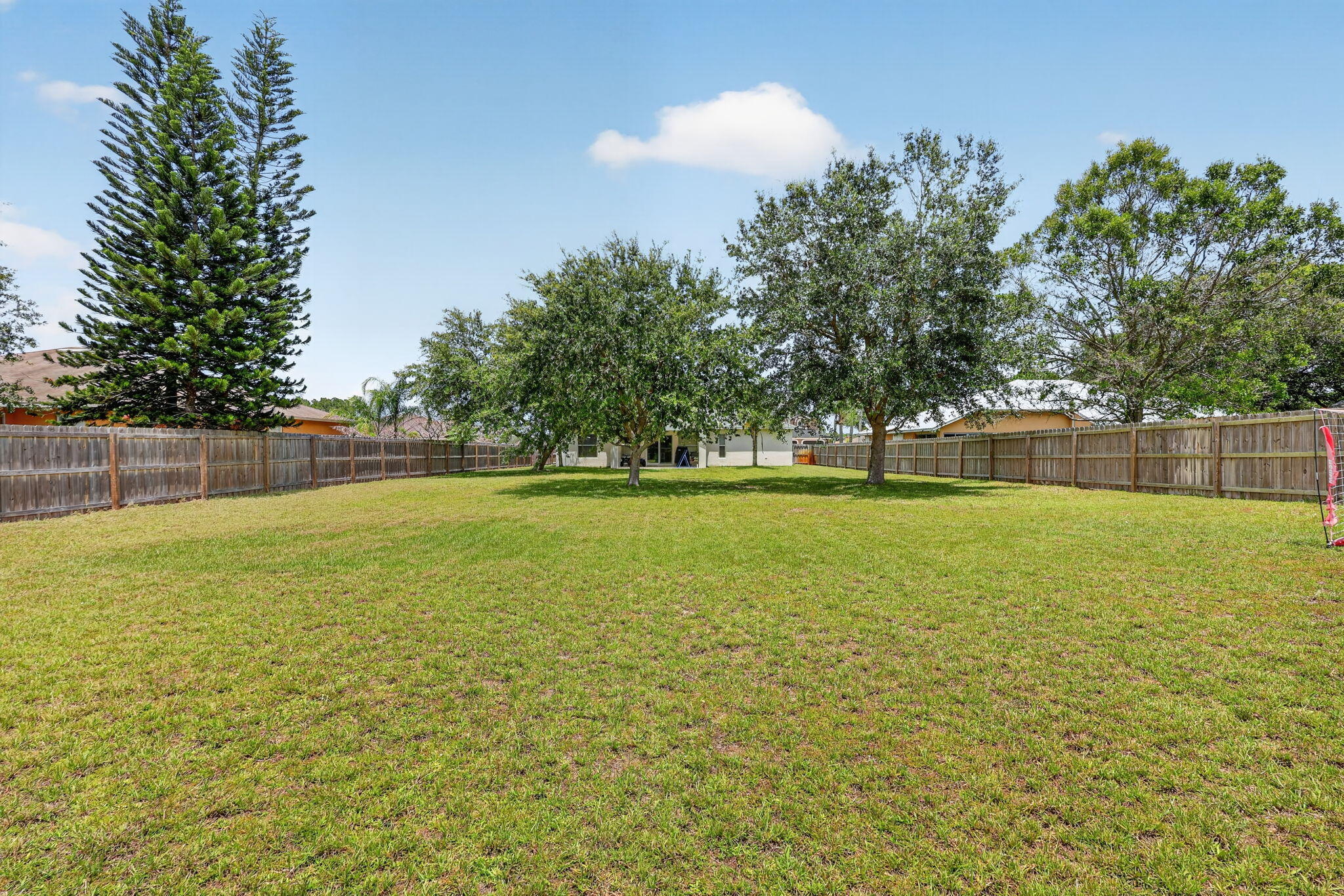 PORT ST LUCIE SECTION 48 1ST REPLAT - Residential