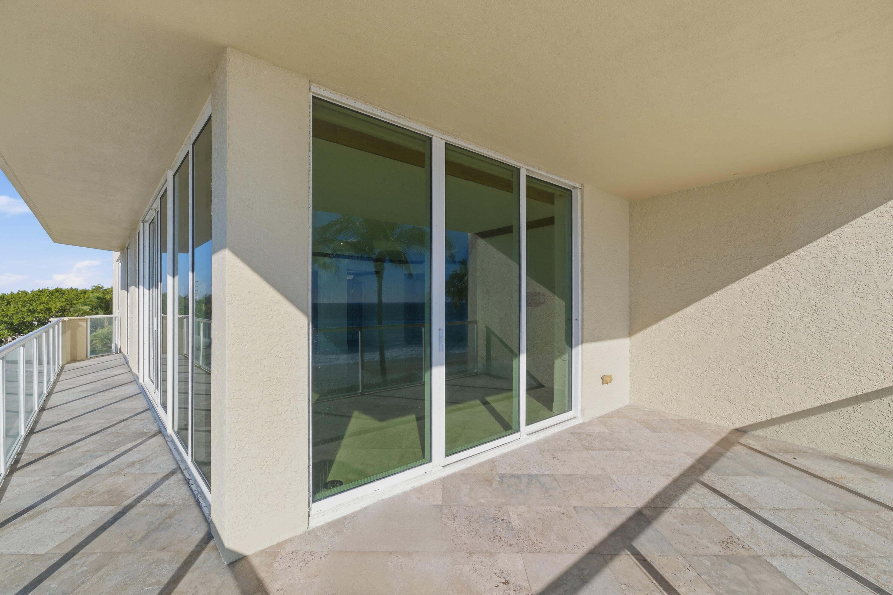 OCEAN GRANDE BEACH & MARINA - Residential