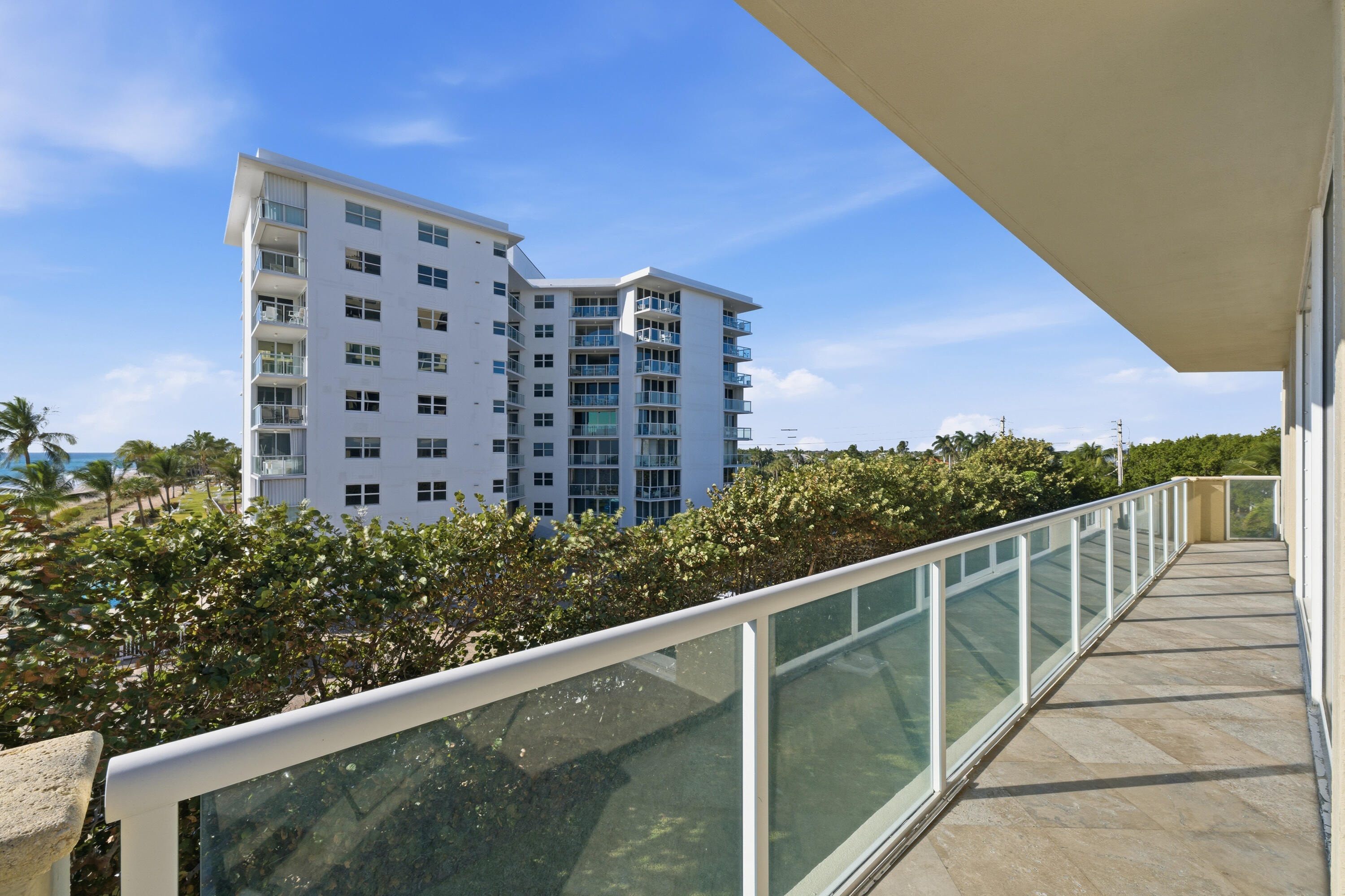 OCEAN GRANDE BEACH & MARINA - Residential