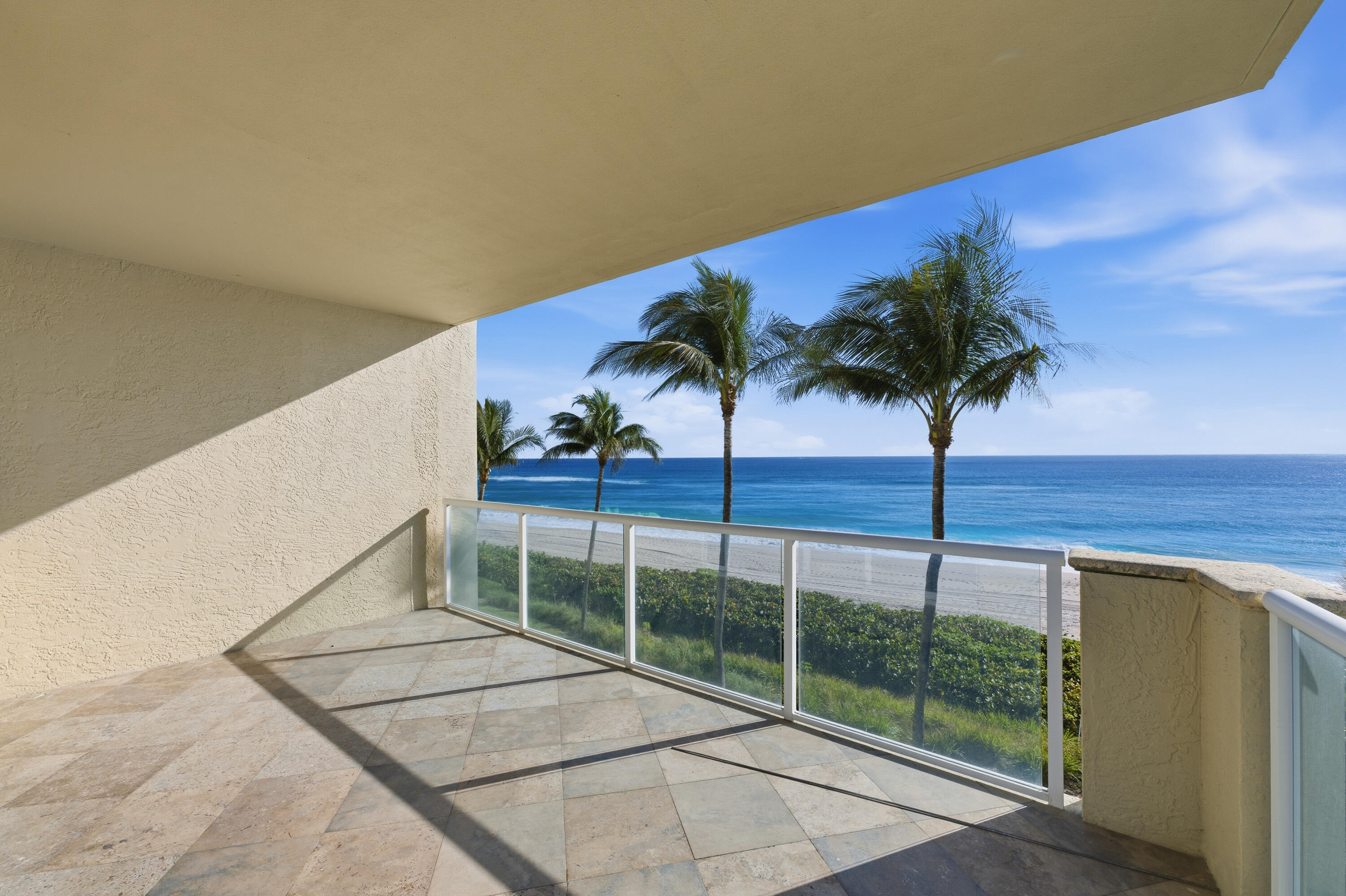 OCEAN GRANDE BEACH & MARINA - Residential